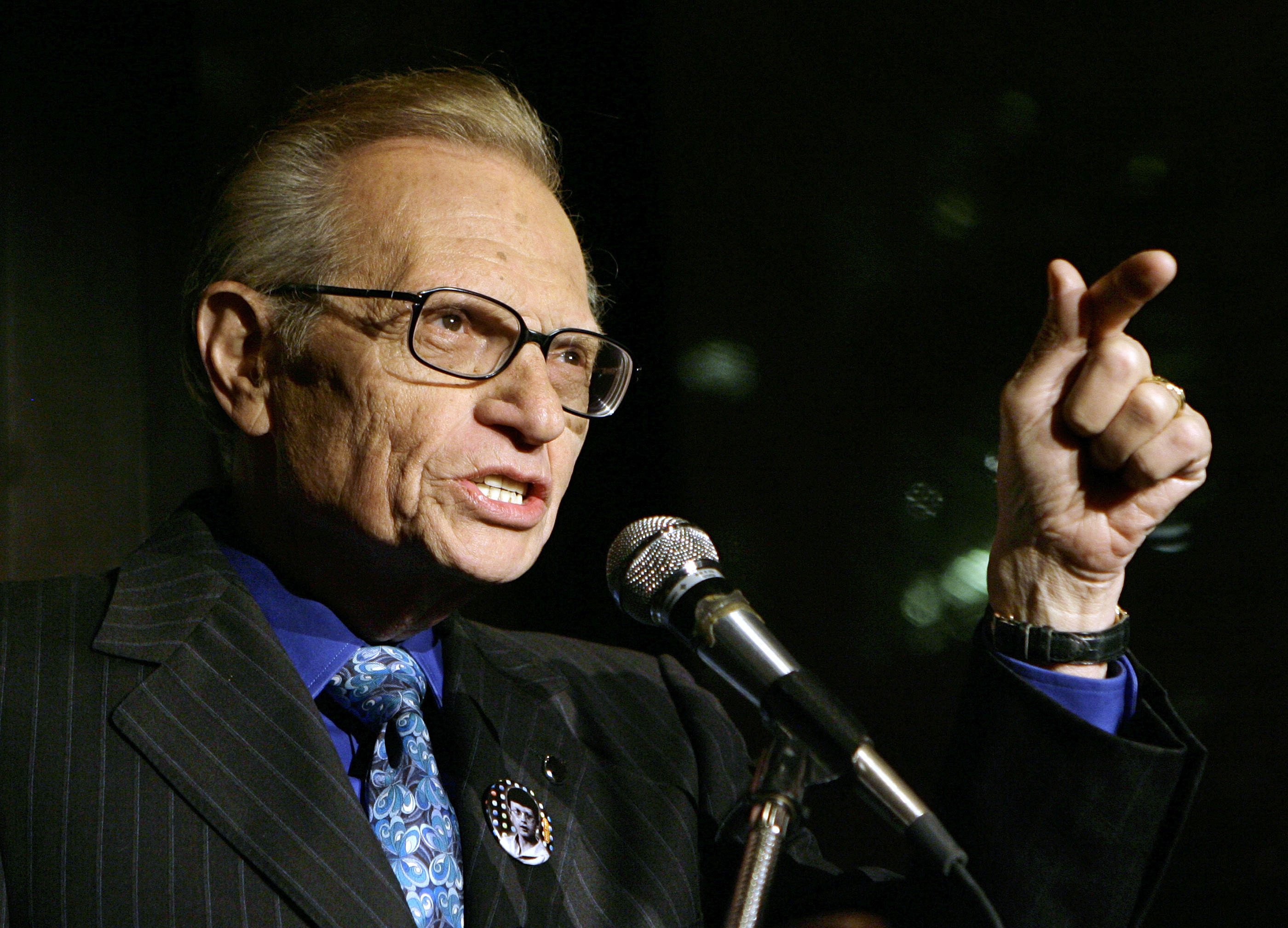 Larry King, broadcasting giant for half-century, dies at 87