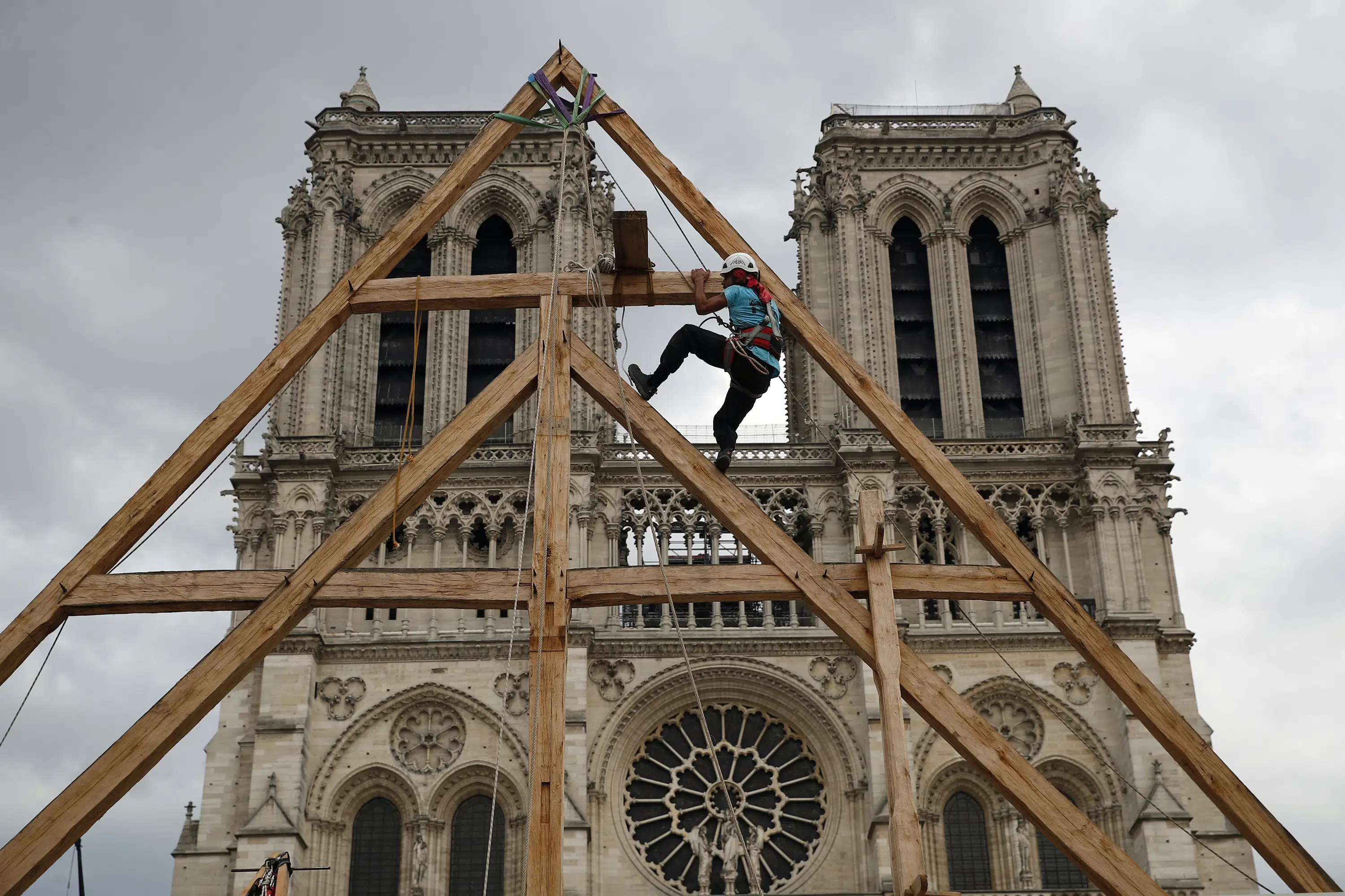 Paris la cathédrale NotreDame rouvrira en décembre 2024 Actualités
