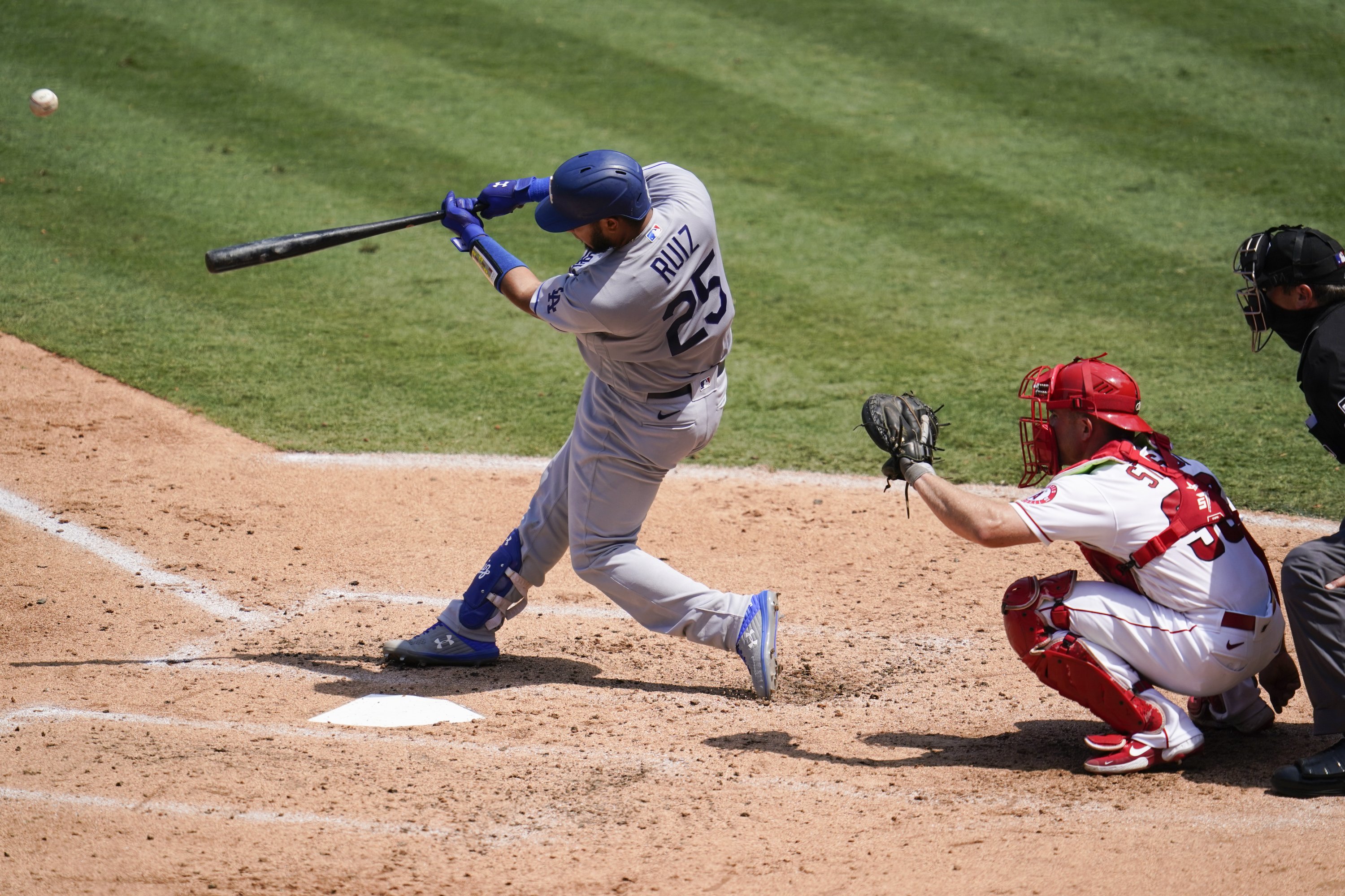 Keibert Ruiz starts career with HR, Dodgers sweep Angels 8-3 | AP News