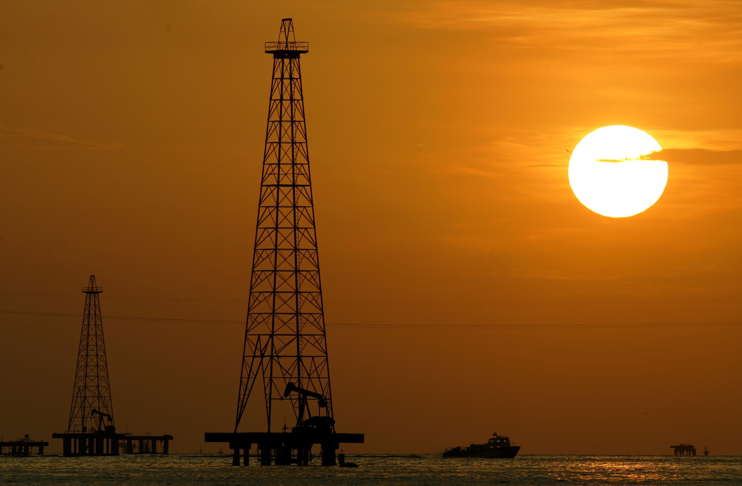 Estados Unidos amplía el plazo para la permanencia de Chevron en Venezuela