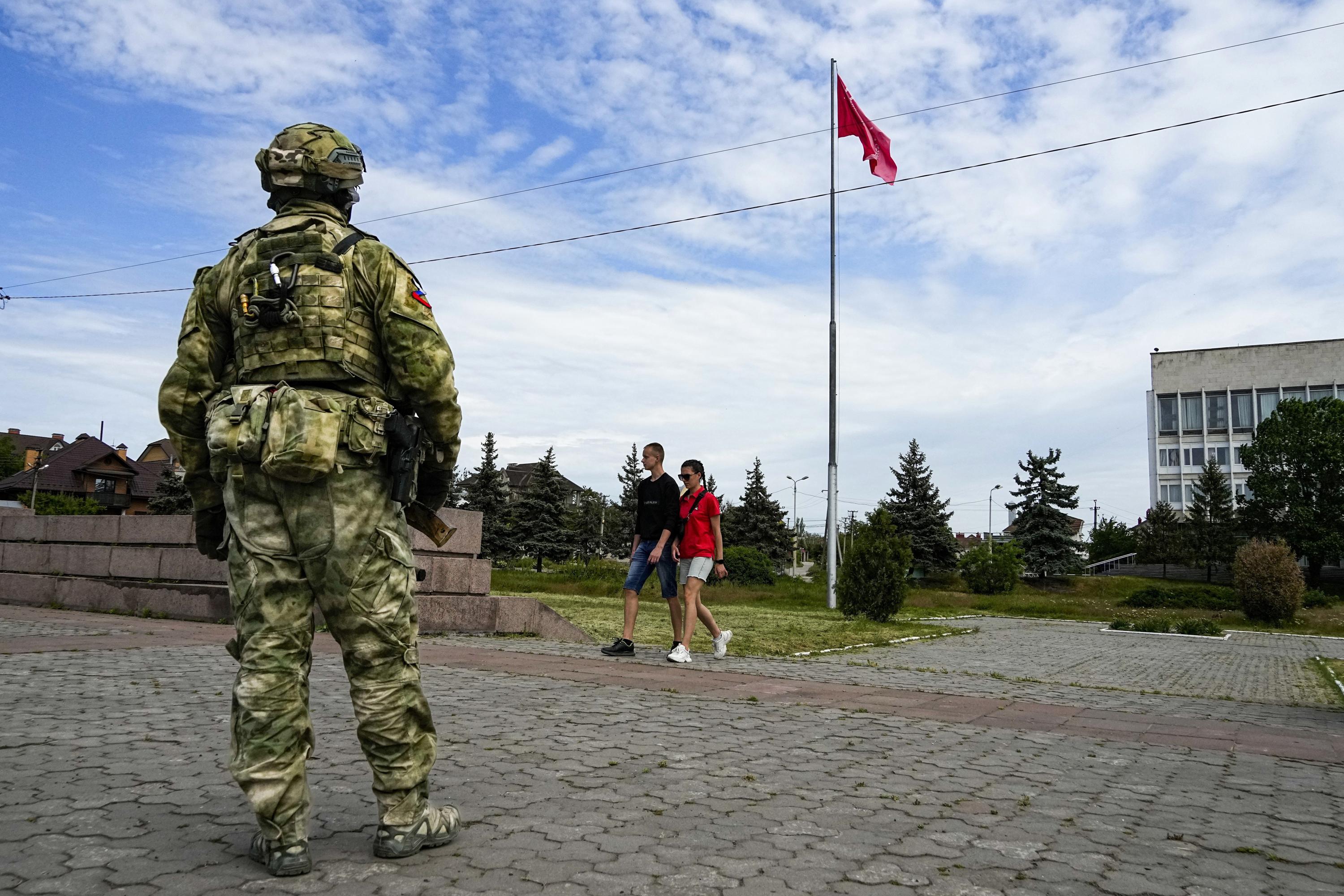 EXPLAINER: What would retreat from Kherson mean for Russia? - The Associated Press - en Español