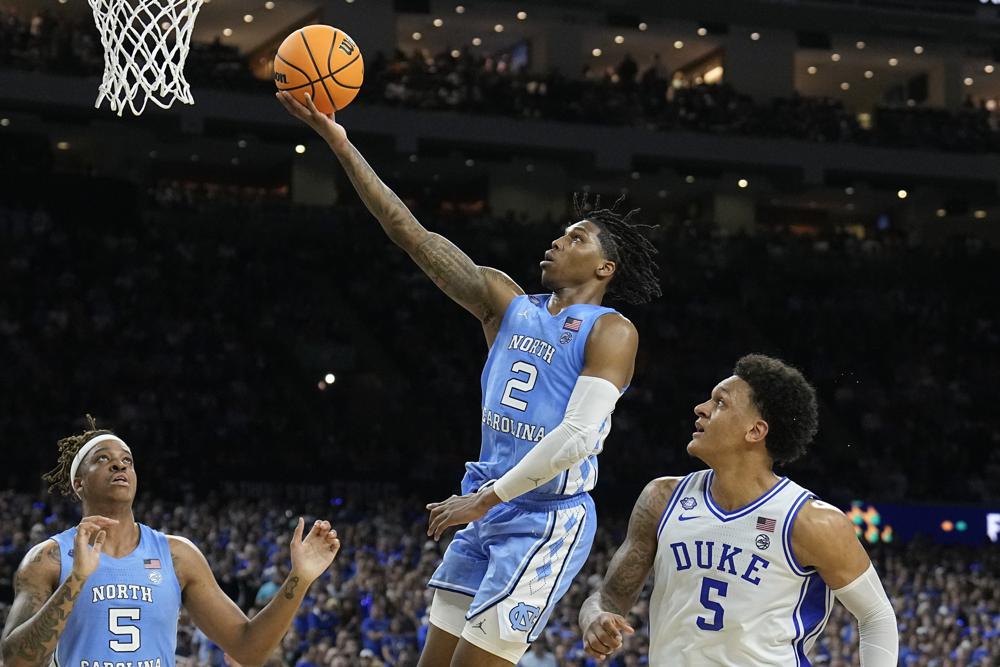 North Carolina to face Kansas in blue blood title game