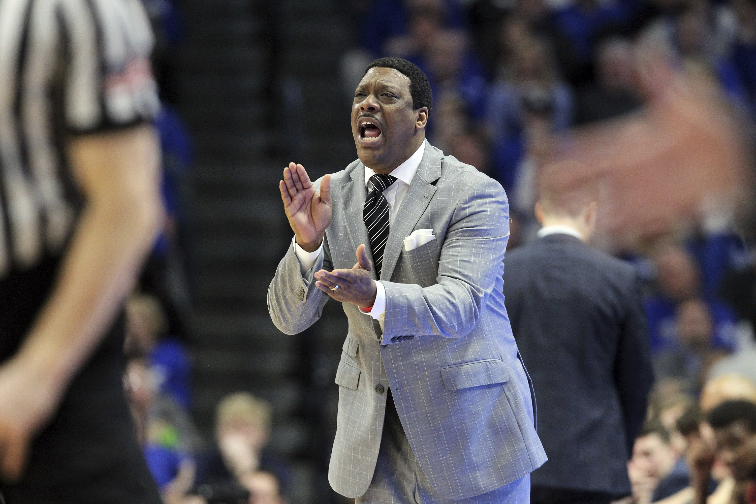 South Carolina St hires Memphis assistant Madlock as coach