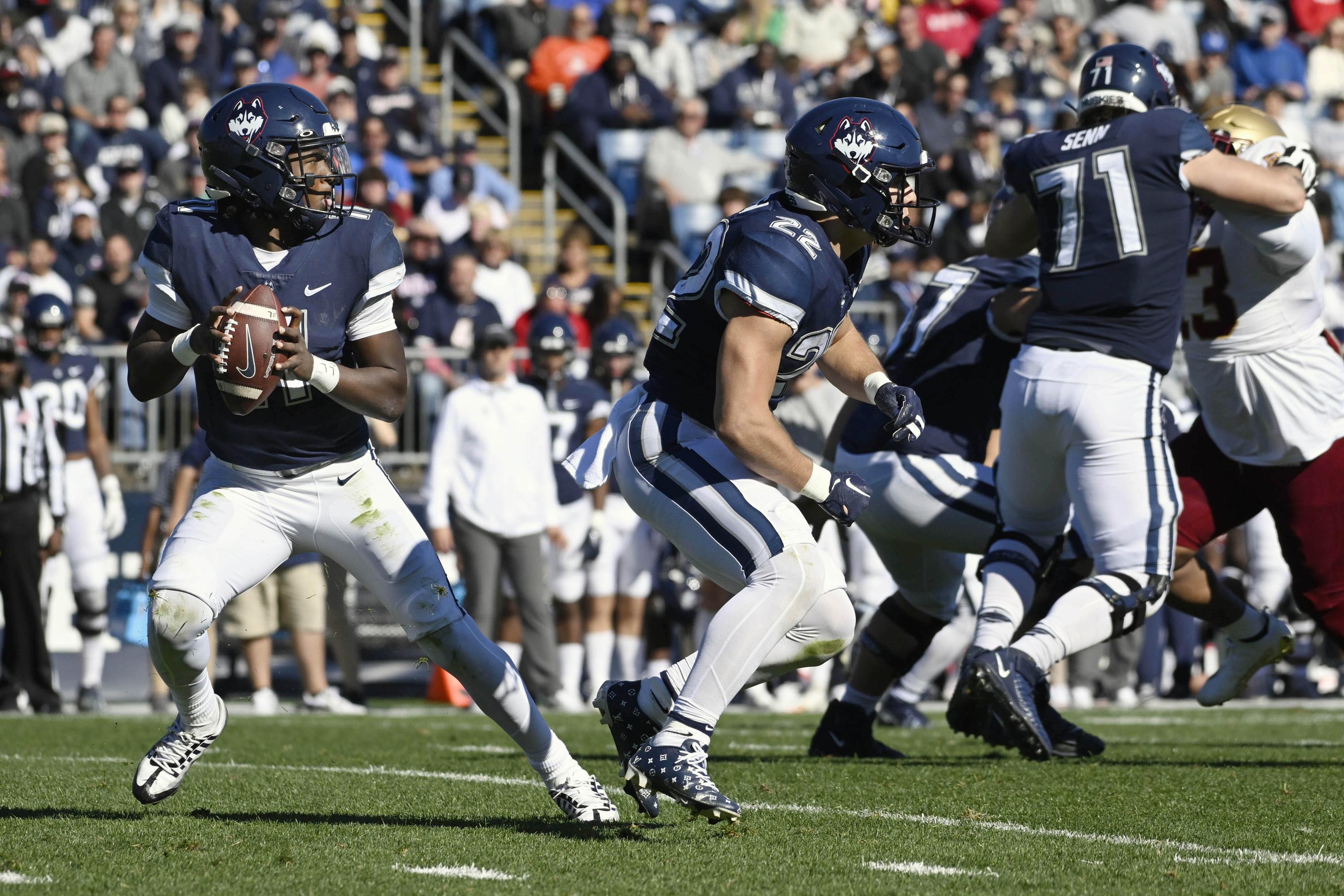 uconn-looking-for-bowl-eligiblity-vs-no-19-liberty-ap-news