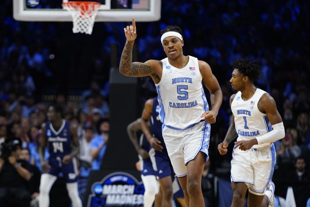 UNC crushes Saint Peter’s dream, Duke next in Final 4