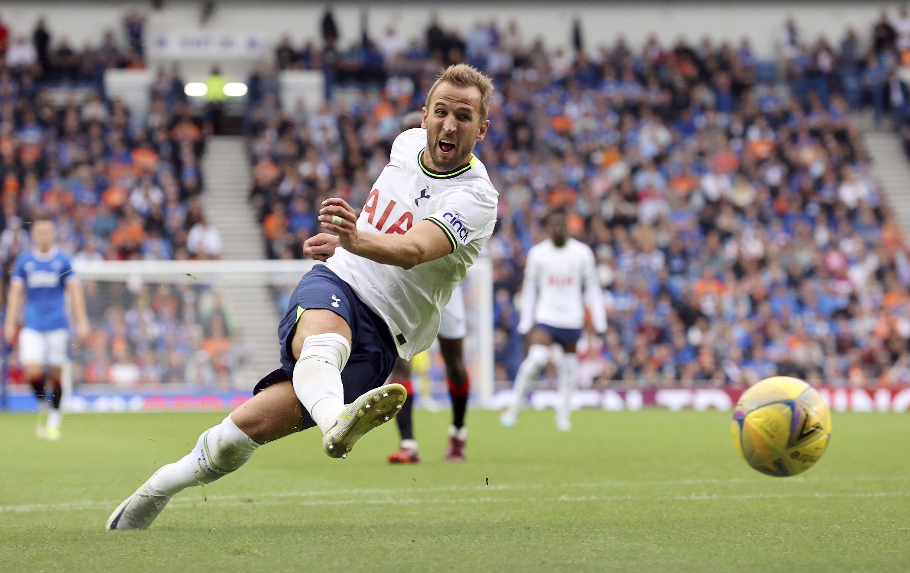 Jornada: Tottenham – Chelsea de la Premier League inglesa.  El Real Madrid abre la defensa del título