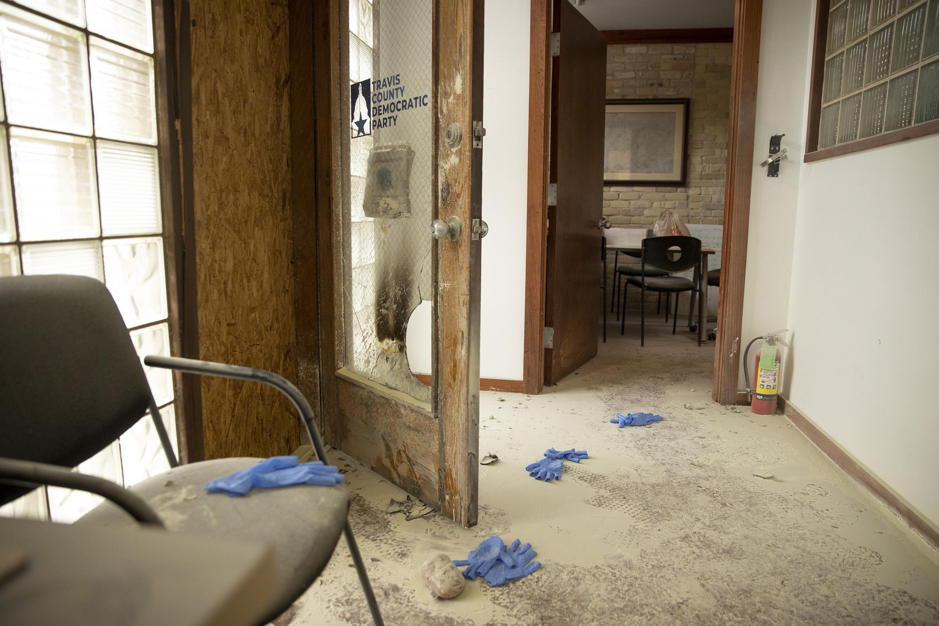 Man arrested in Molotov cocktail attack on Austin Dems’ HQ