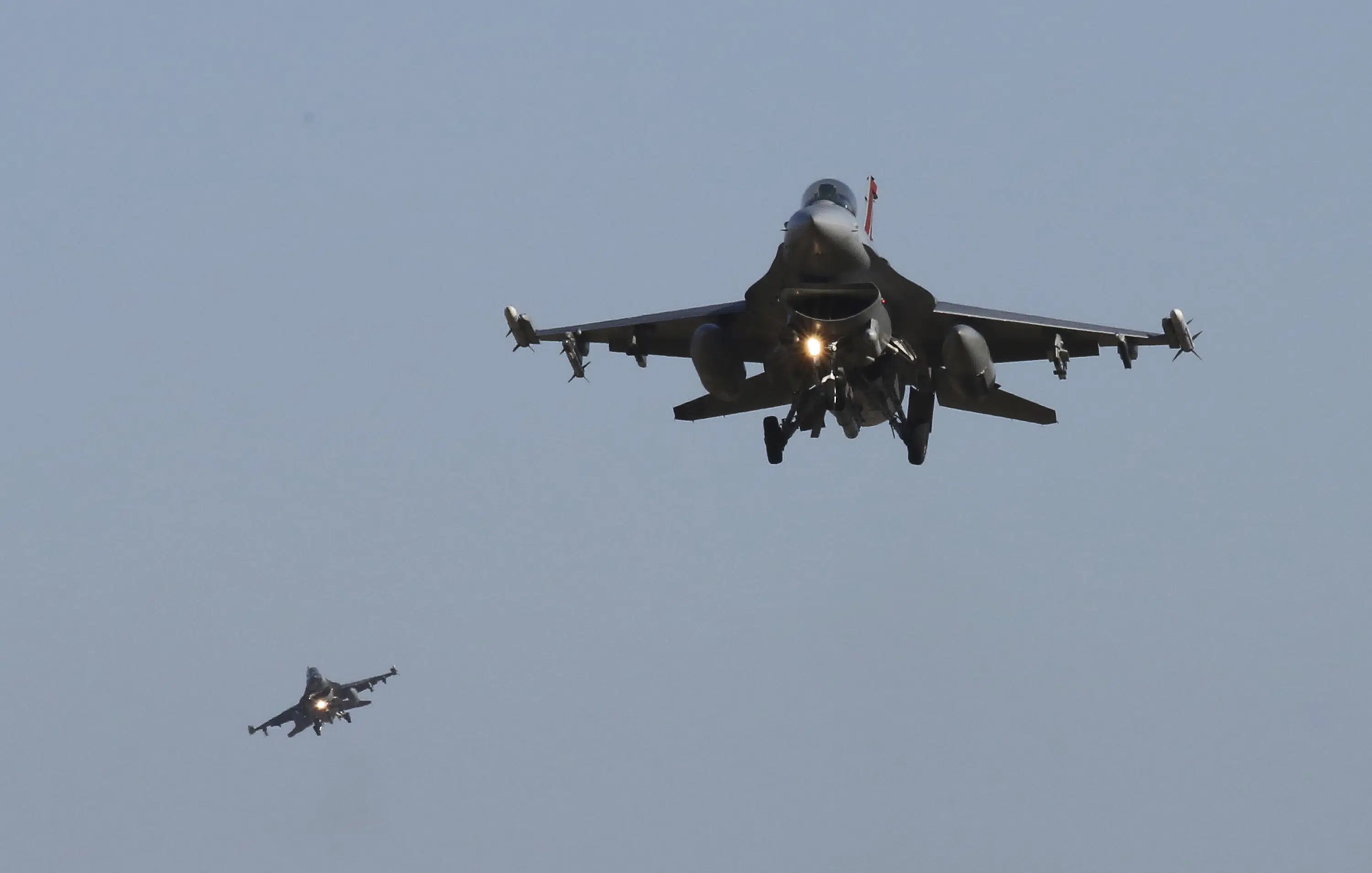 Biden’s shift on F-16s for Ukraine came after months of internal debate