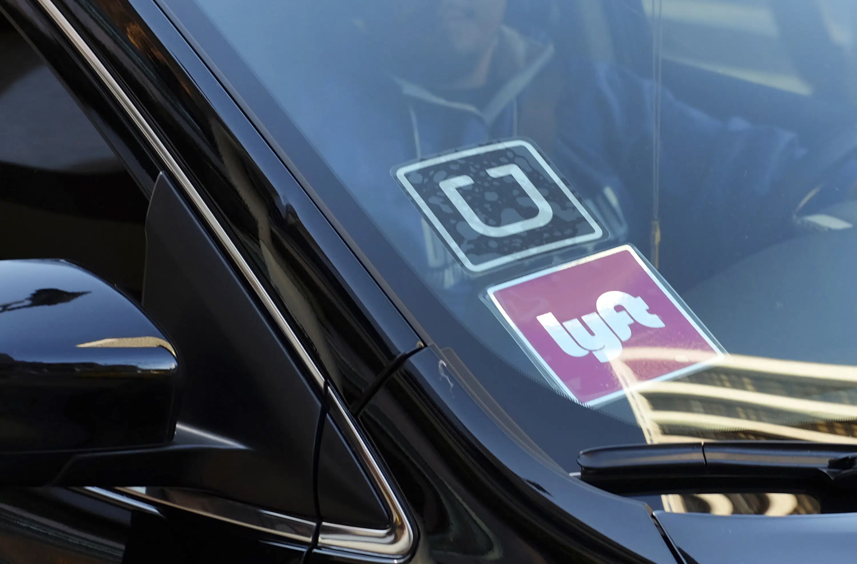 Gericht in Kalifornien entscheidet für Uber und Lyft im Fahrdienst-Hailing-Fall