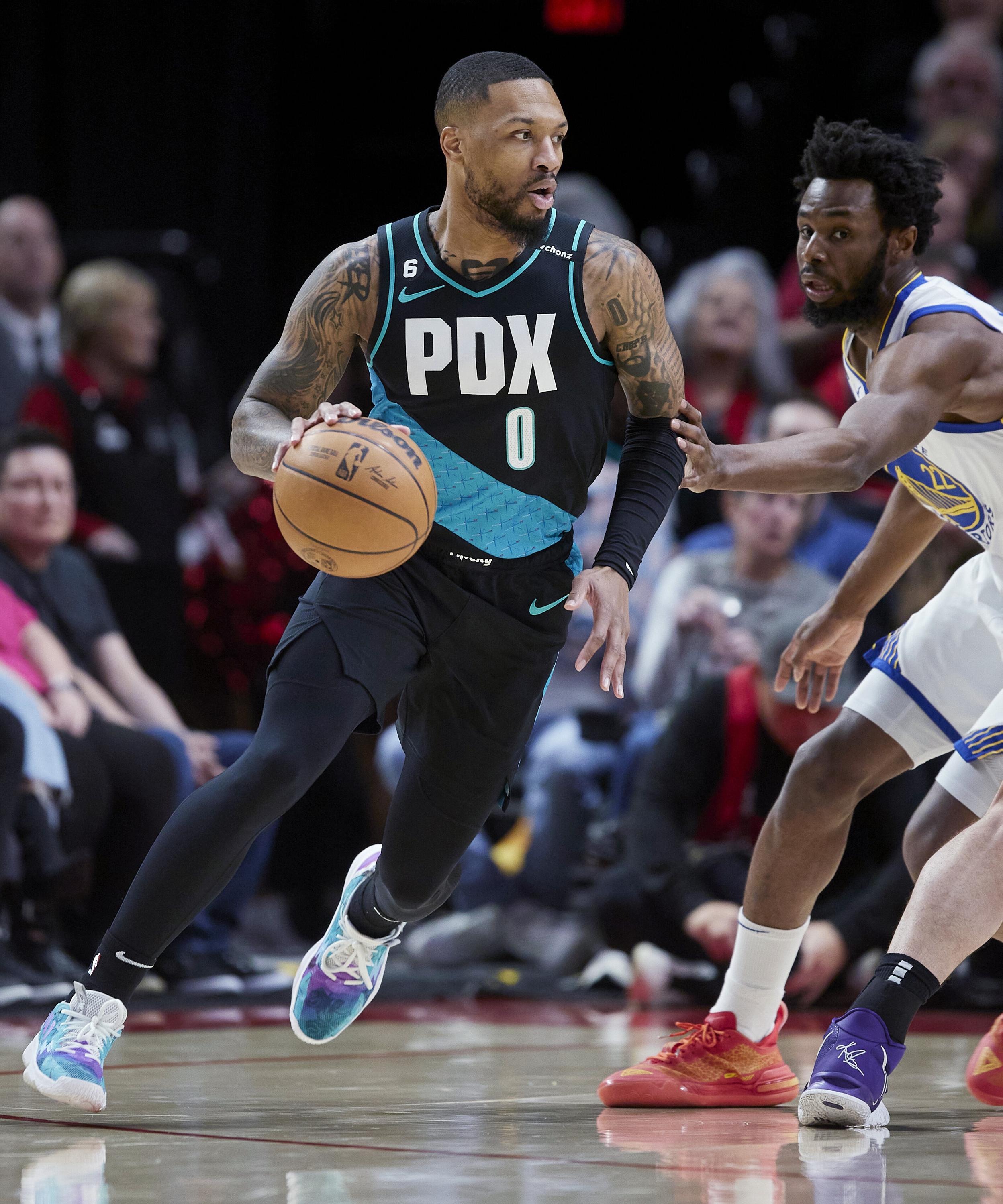 Damian lillard shop shoes 218
