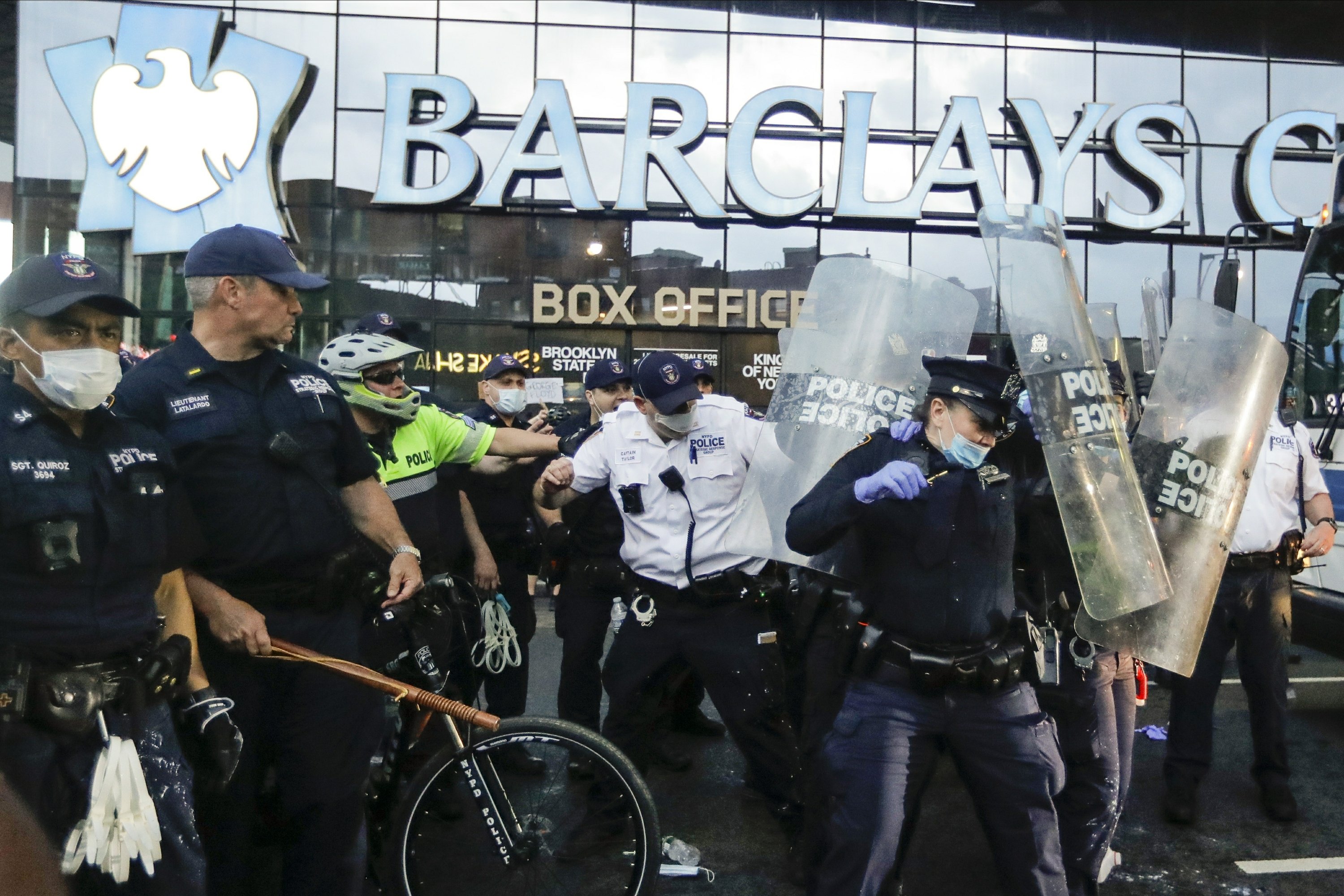 Retreat or deploy? Police try to balance protest response - The Associated Press