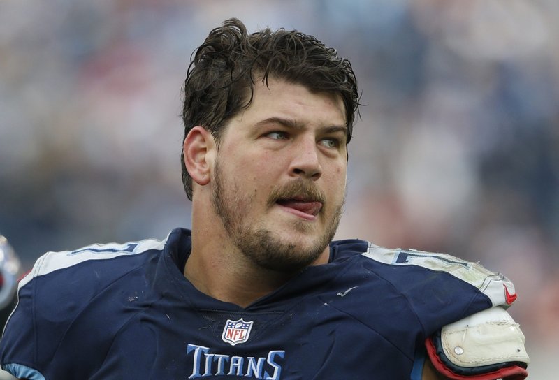 Titans Pro Bowl Left Tackle Says Hes Suspended 4 Games