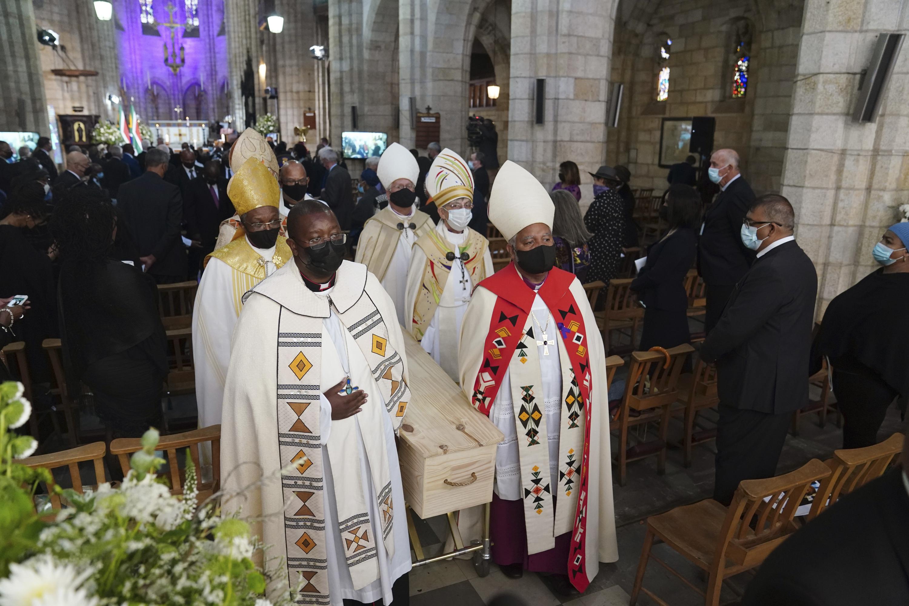 The Moral Compass: Missa pelo Arcebispo Tutu da África do Sul