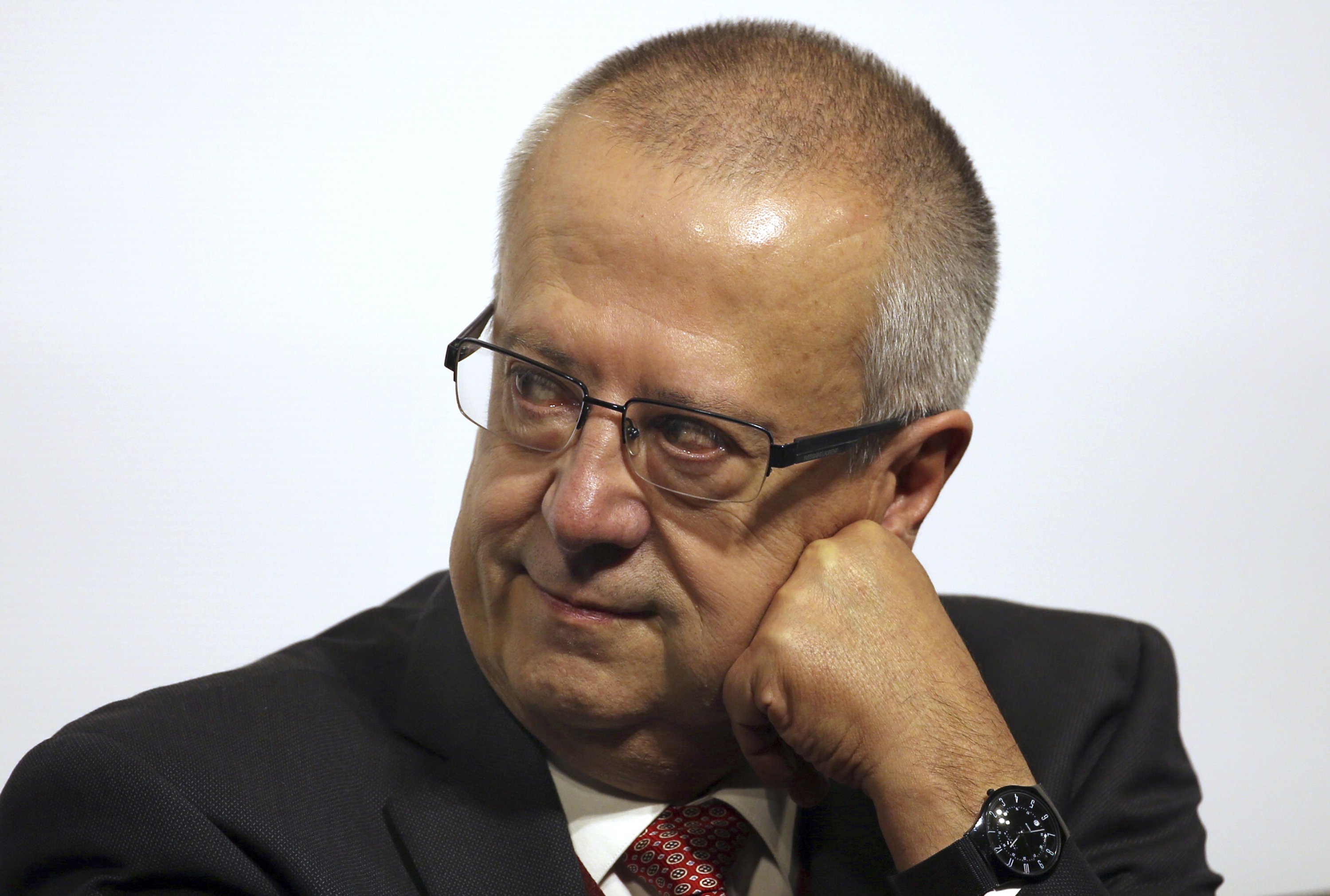 Mexican president sees turbulence as healthy AP News