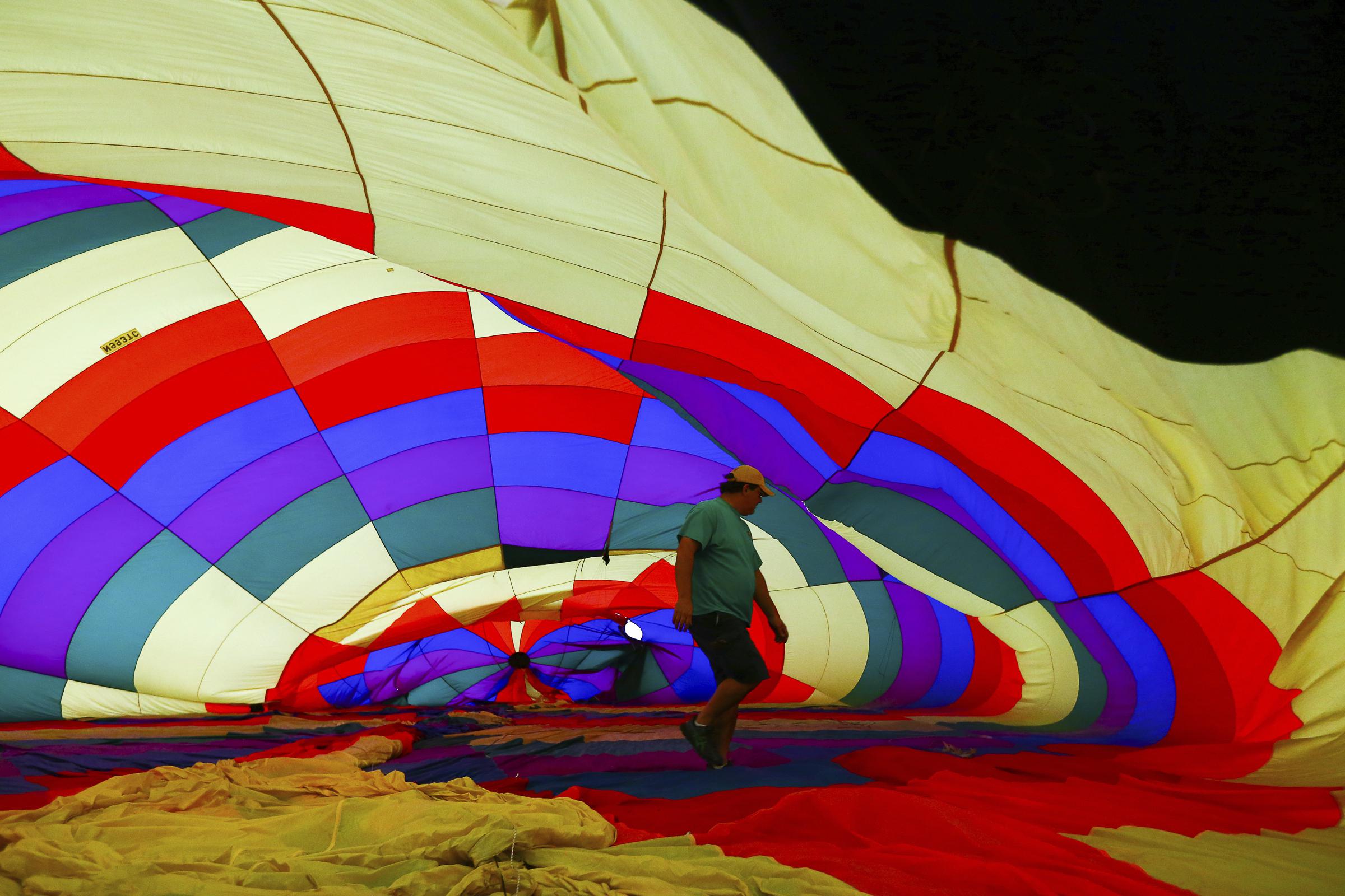 preparing-for-your-first-hot-air-balloon-ride-in-colorado