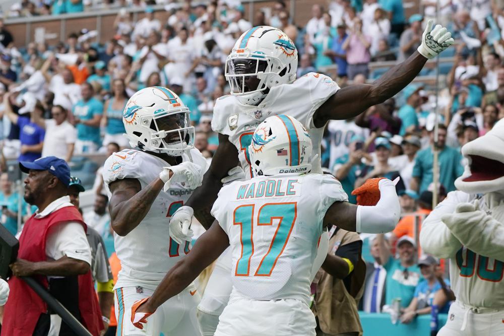 Dolphins WR Tyreek Hill enters bye week as PFF's highest-graded wide  receiver - The Phinsider