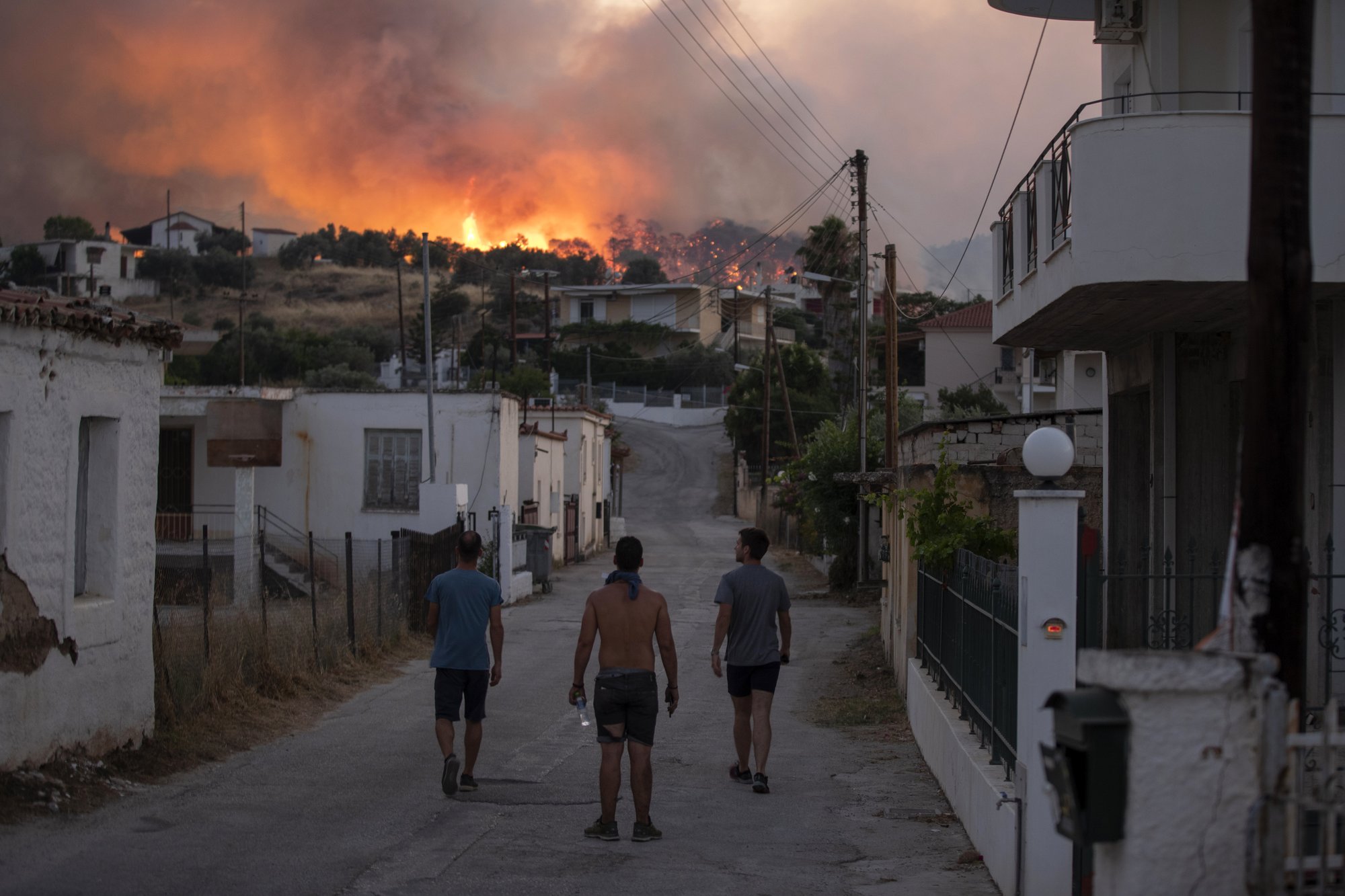 Greece: Homes, camp evacuated due to wildfire near Corinth