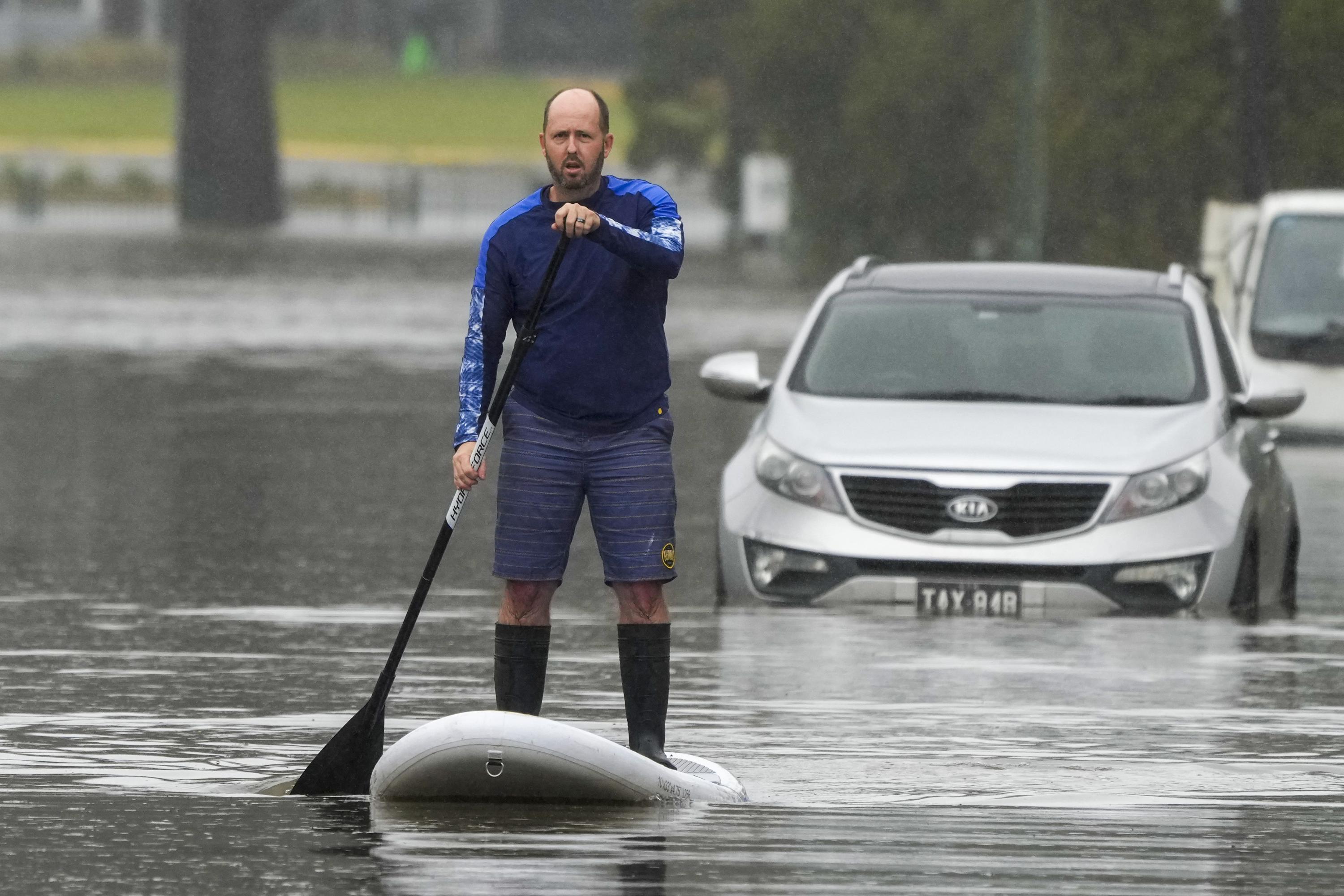 Las inundaciones de Sídney agobian a 50.000 personas en la ciudad más grande de Australia