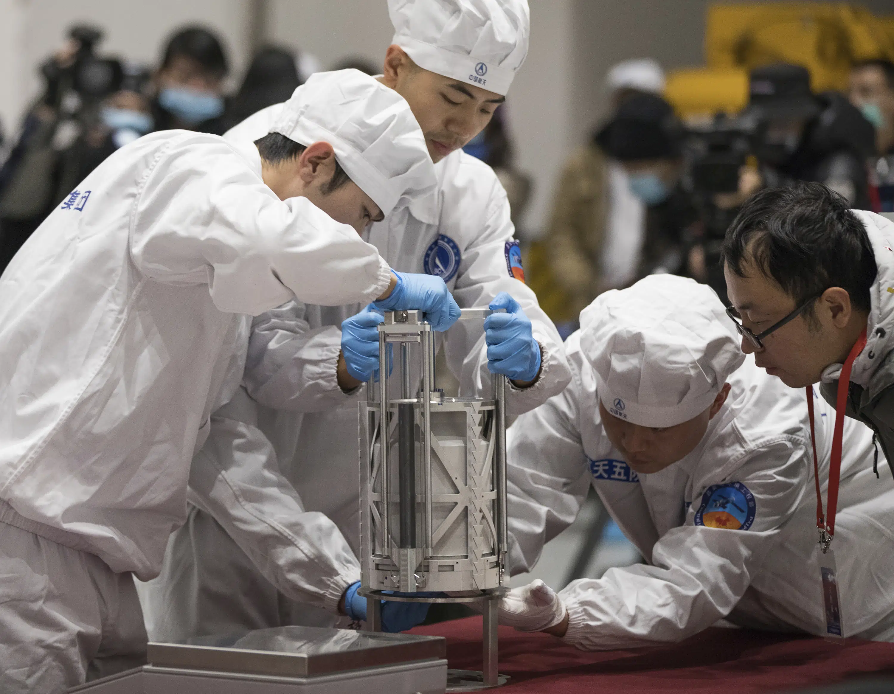 Se ha encontrado una nueva fuente de agua en muestras lunares de la misión de China