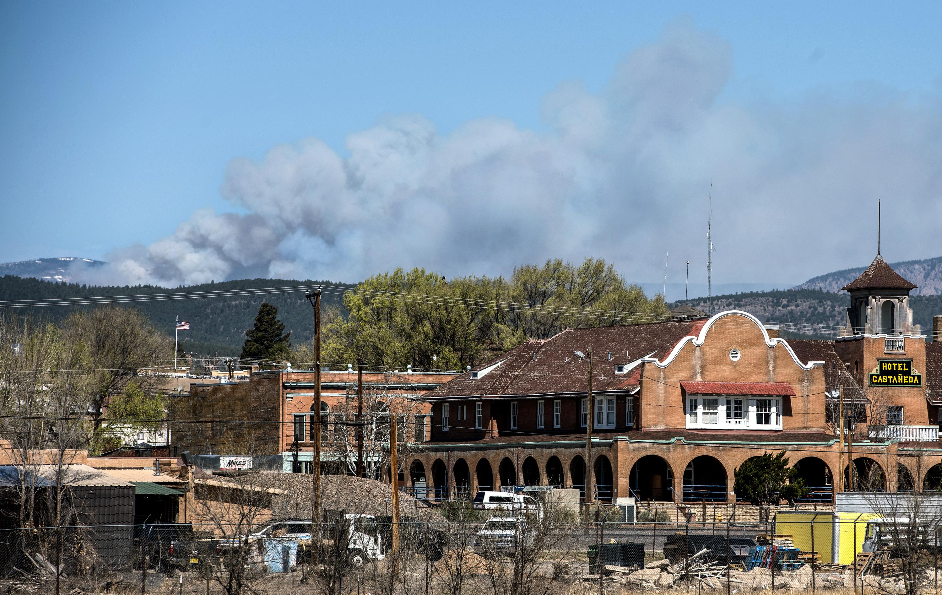 Fires hit Southwest New Mexico’s season ‘dangerously early’ – The Associated Press – en Español