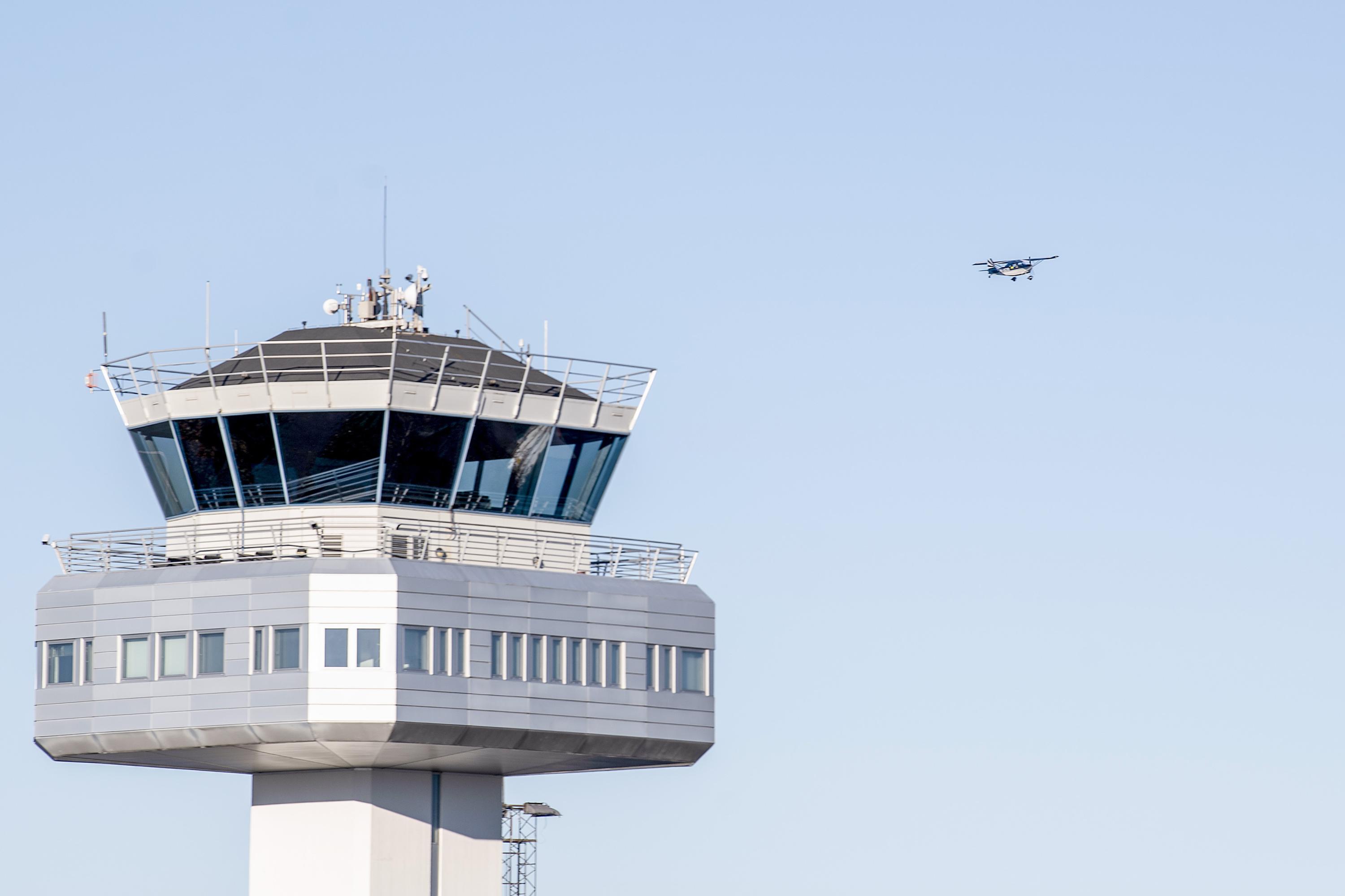 Norsk etterretningsbyrå overtar etterforskning av droneobservasjoner