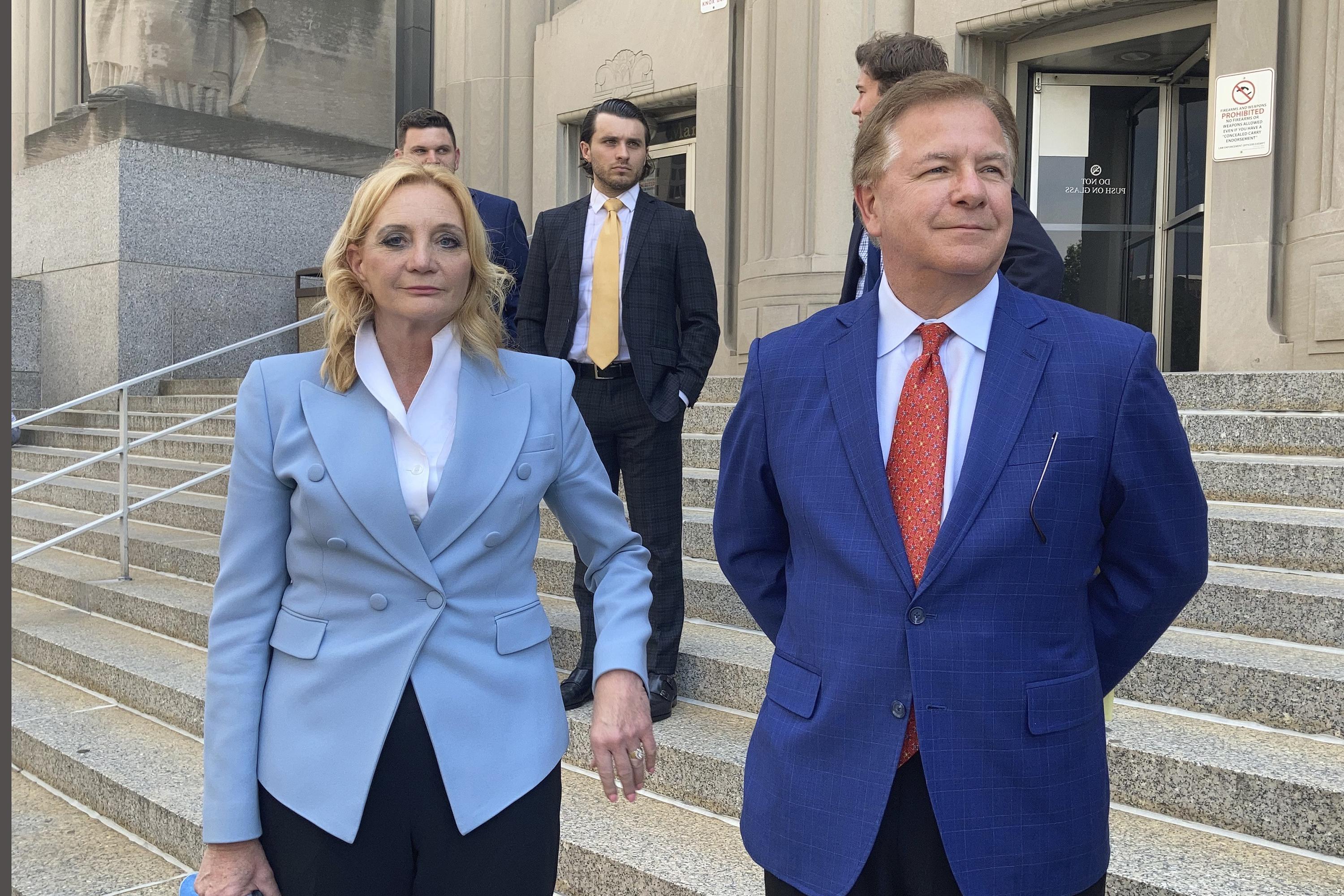 St. Louis gun-waving couple pleads guilty to misdemeanors