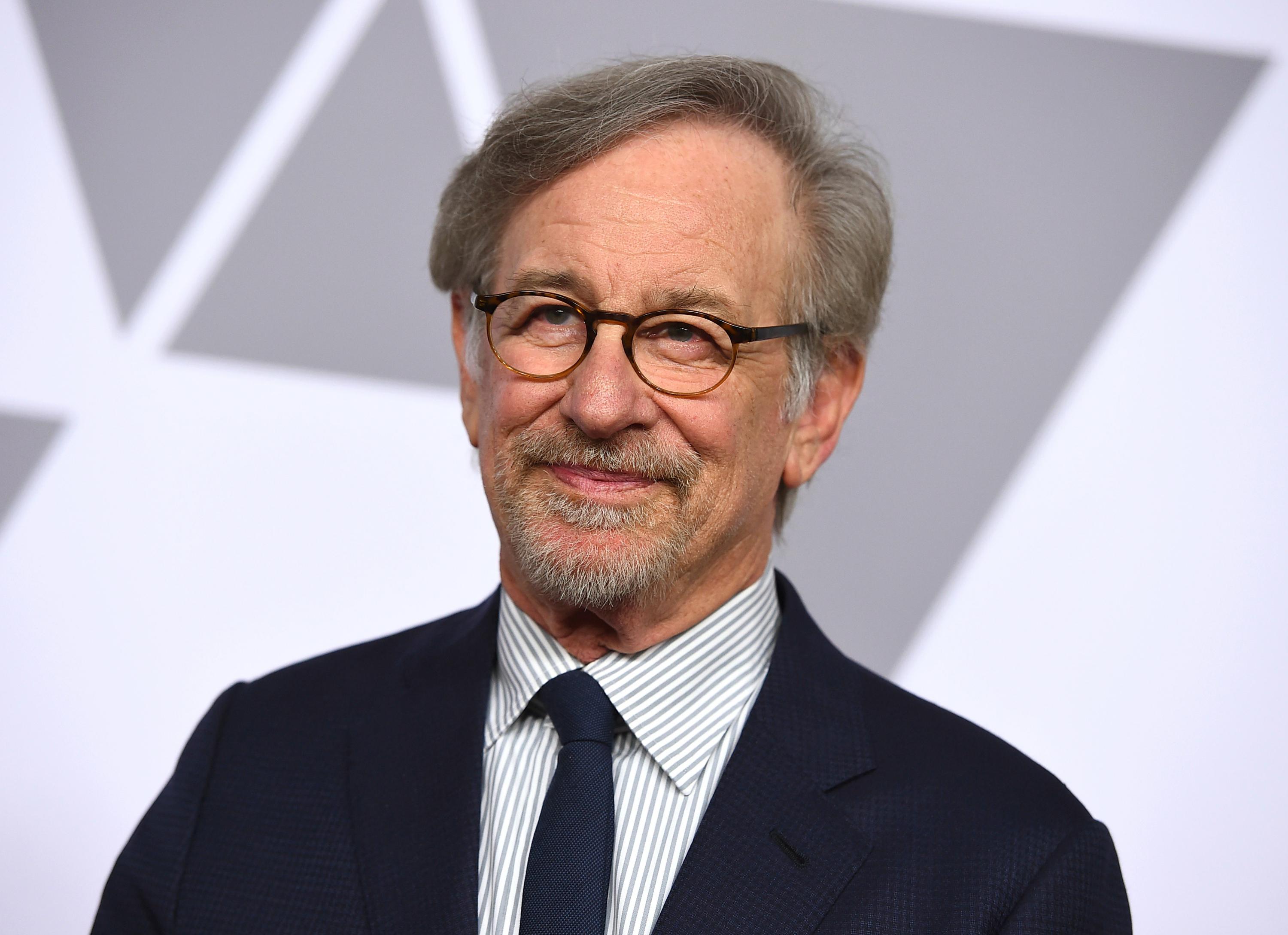 Steven Spielberg - Blackhawk: Steven Spielberg's DC Movie Gets New Update