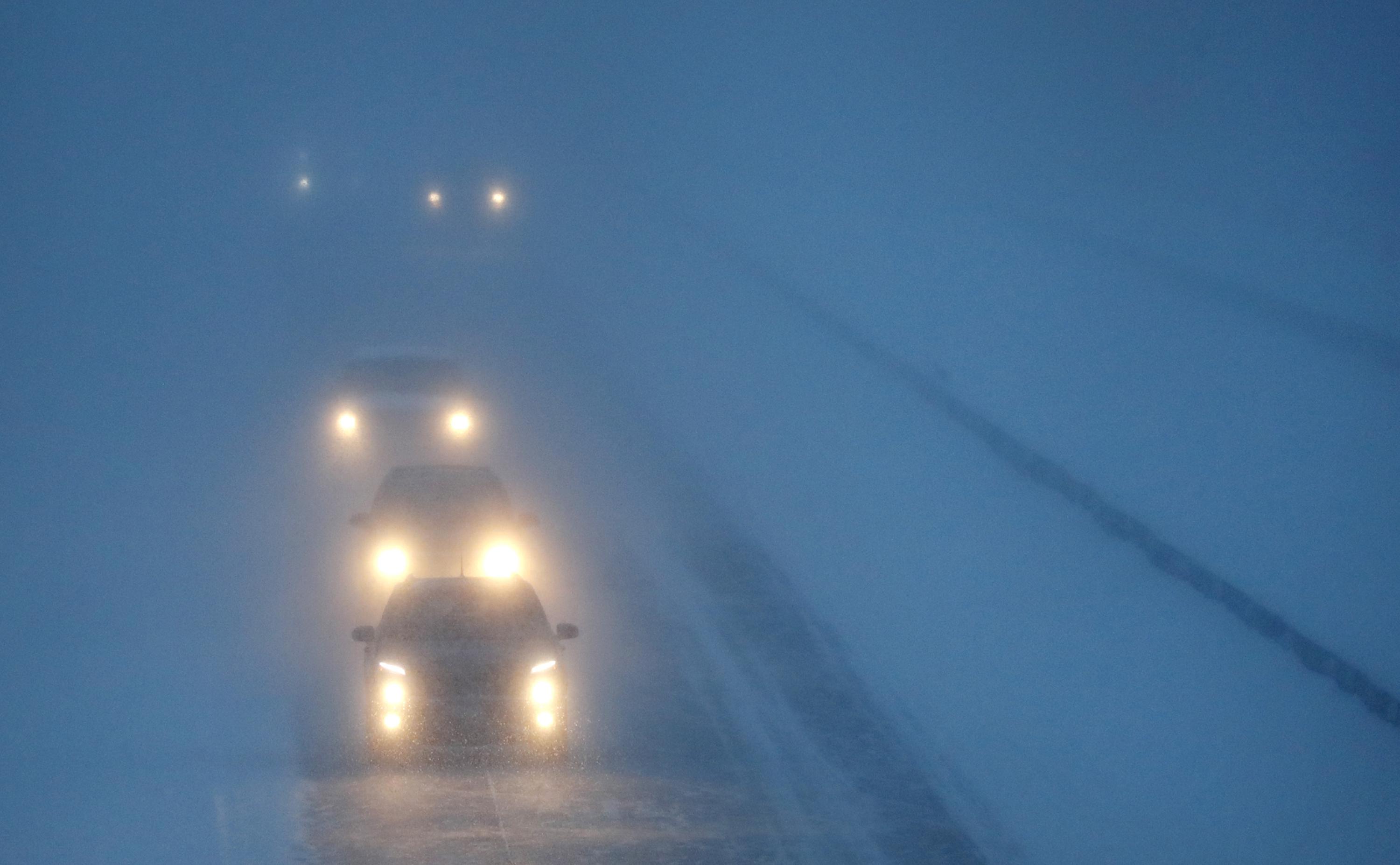 US approves new headlights that won't blind oncoming drivers | AP News