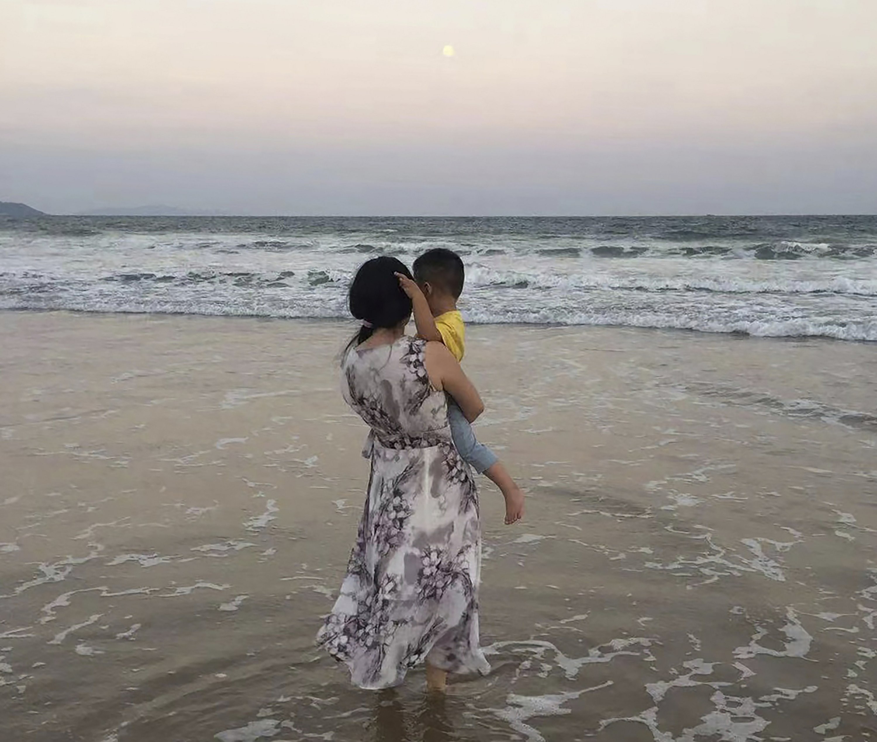 Benefits Denied, Chinese Single Mothers Press for Change