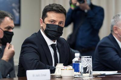 El presidente de Ucrania Volodymyr Zelenskyy en Washington el 31 de agosto de 2021.  (AP foto/Manuel Balce Ceneta)