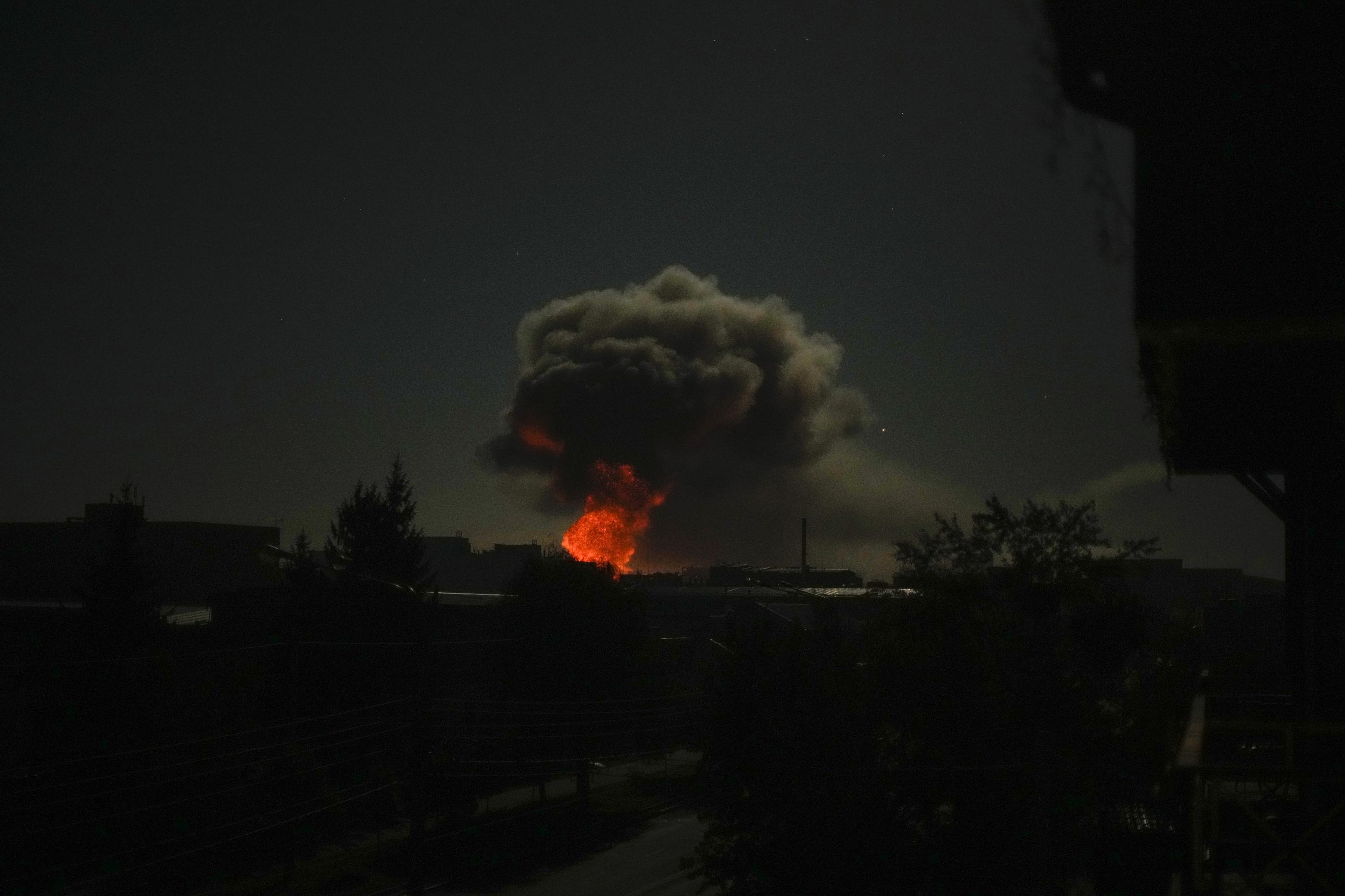 우크라이나 동부 하르키프에서 여러 차례 폭발