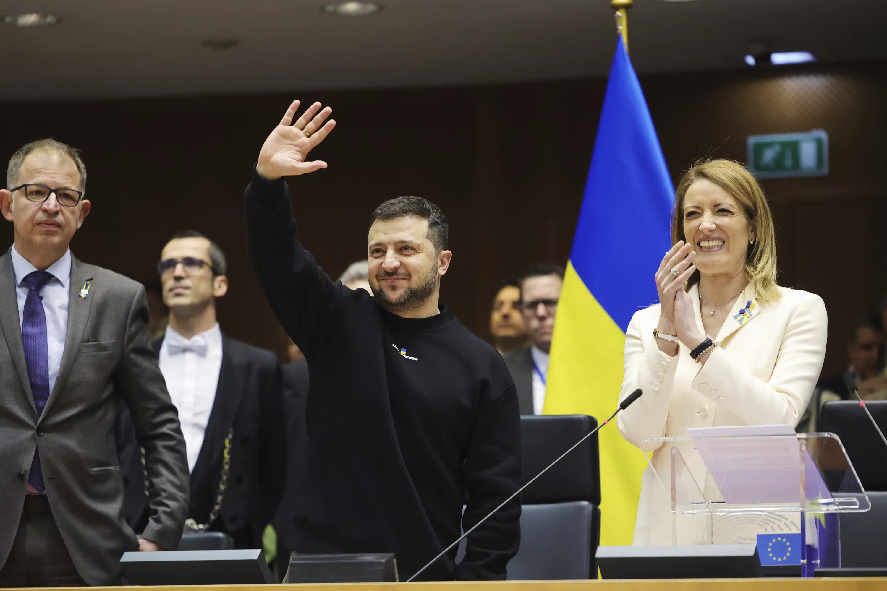 L’Ukrainien Zelensky lance un appel émouvant à l’adhésion à l’UE