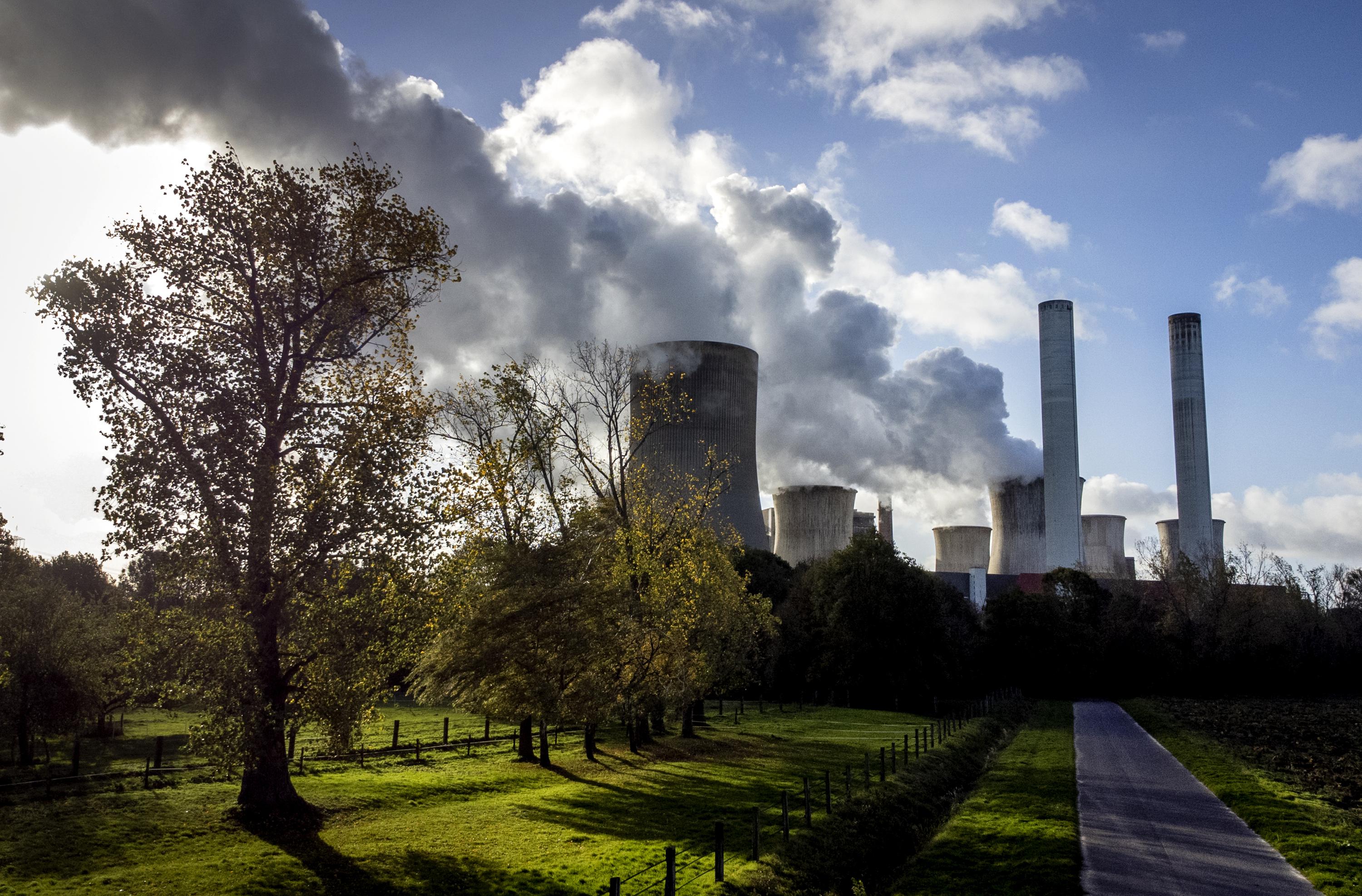Guest post: How global warming is making power plants produce less