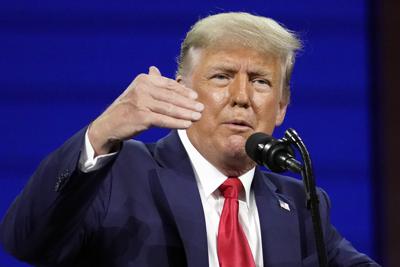 ARCHIVO - El expresidente Donald Trump habla durante la Conferencia de Acción Política Conservadora, el domingo 28 de febrero de 2021, en Orlando, Florida. (AP Foto/John Raoux, archivo)