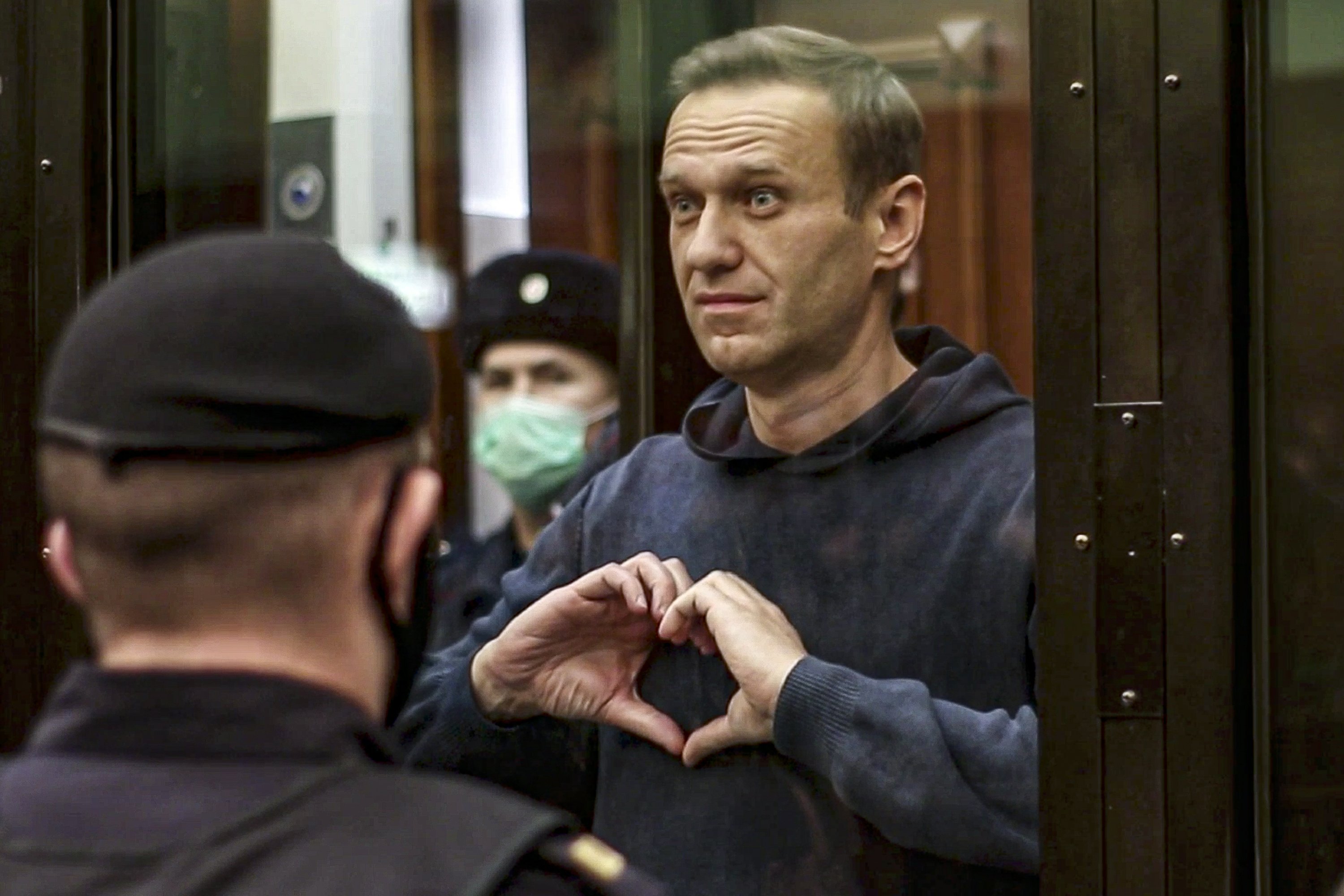 Navalny urges Russians in prison to overcome fear