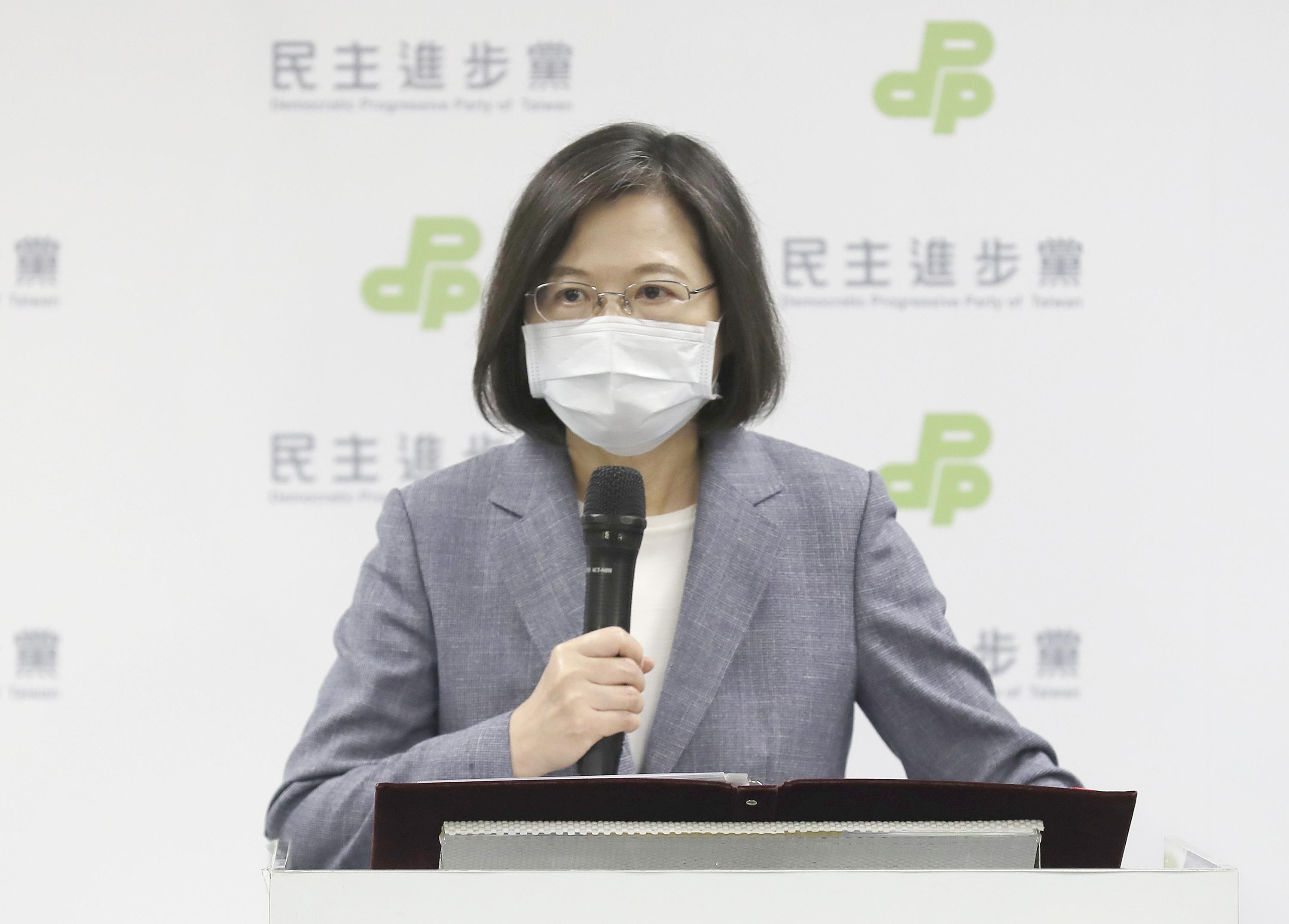 Taiwan president resigns as party leader after election loss - The Associated Press - en Español