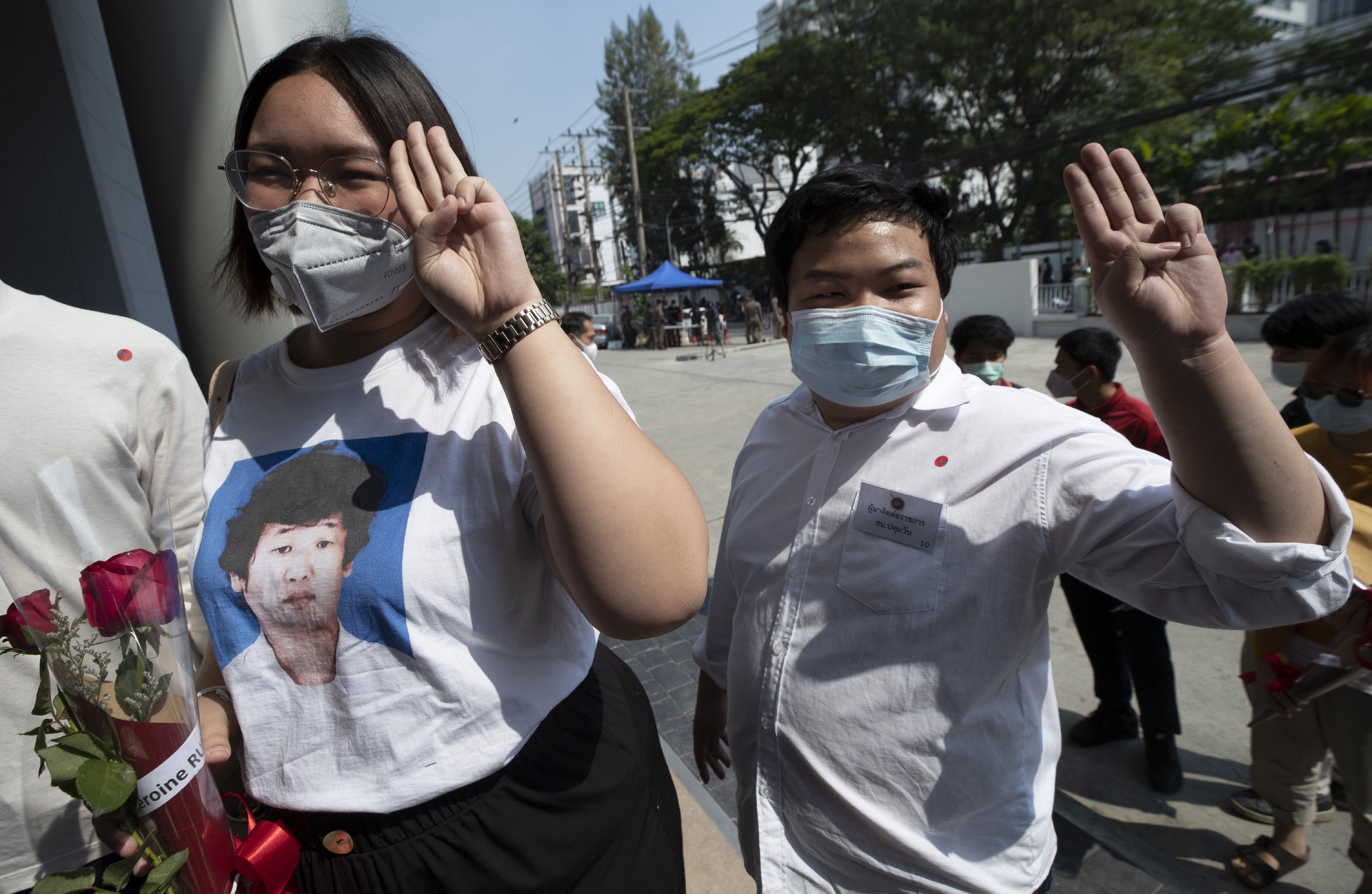 Popular Thai Politician Charged With Defaming Monarchy Ap News