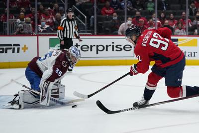 Kuznetsov scores twice, Capitals beat 