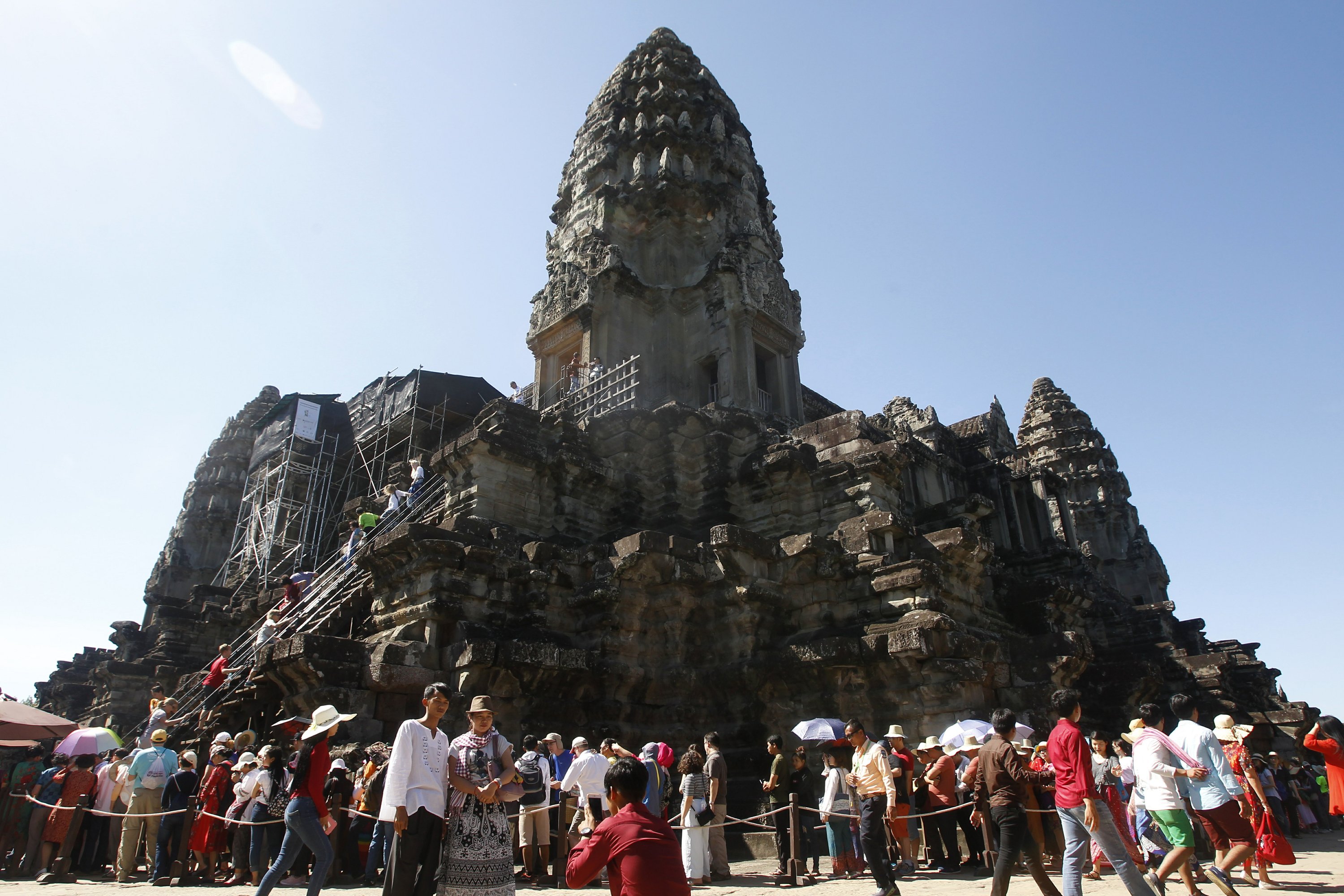 The Angkor site in Cambodia was closed for 2 weeks to reduce the coronavirus