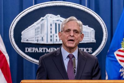 El secretario de Justicia de Estados Unidos, Merrick Garland, habla en una conferencia de prensa el 8 de noviembre de 2021, en Washington. (Foto AP/Andrew Harnik)