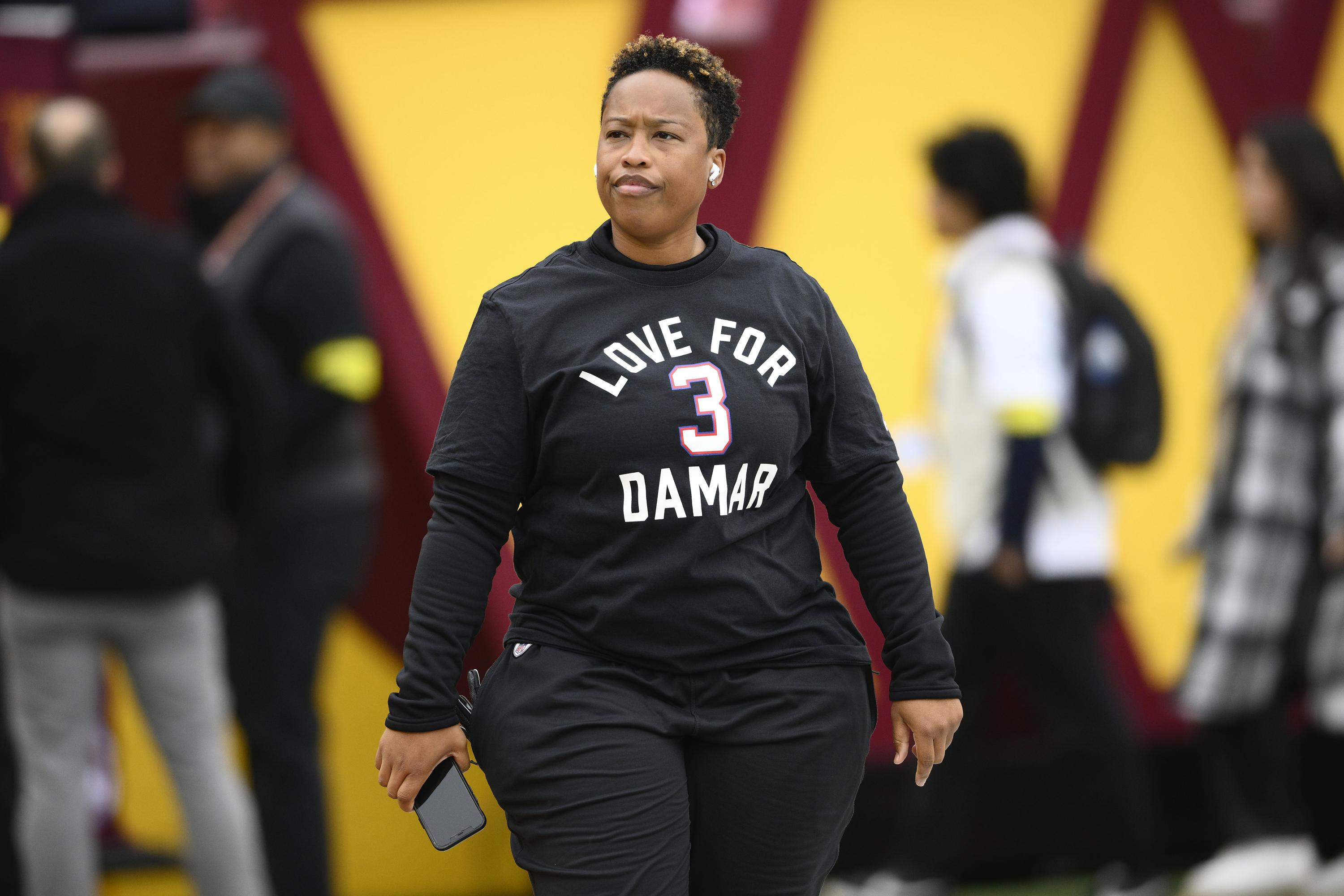 Commanders' Jennifer King to coach Senior Bowl running backs