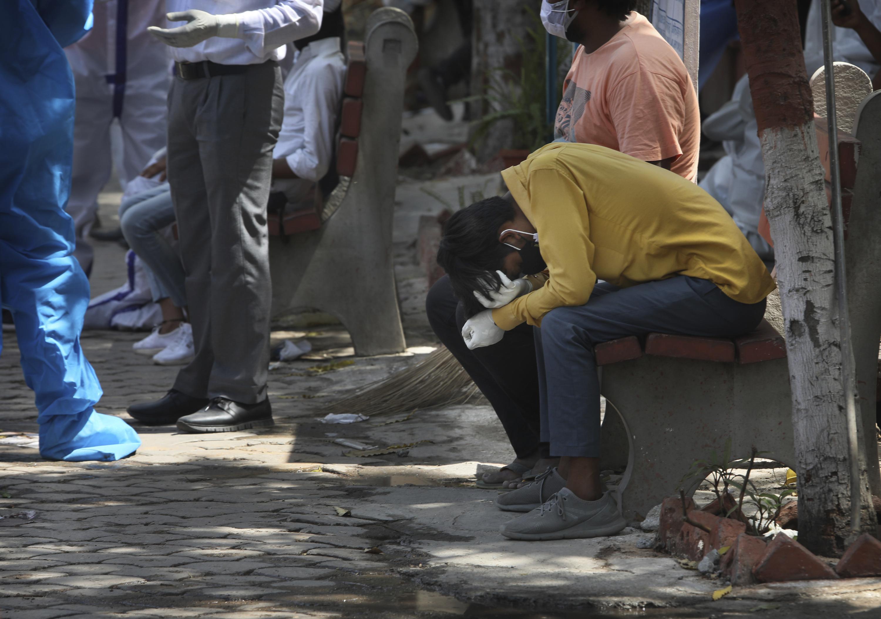 Indian hospitals are closing as the virus grows