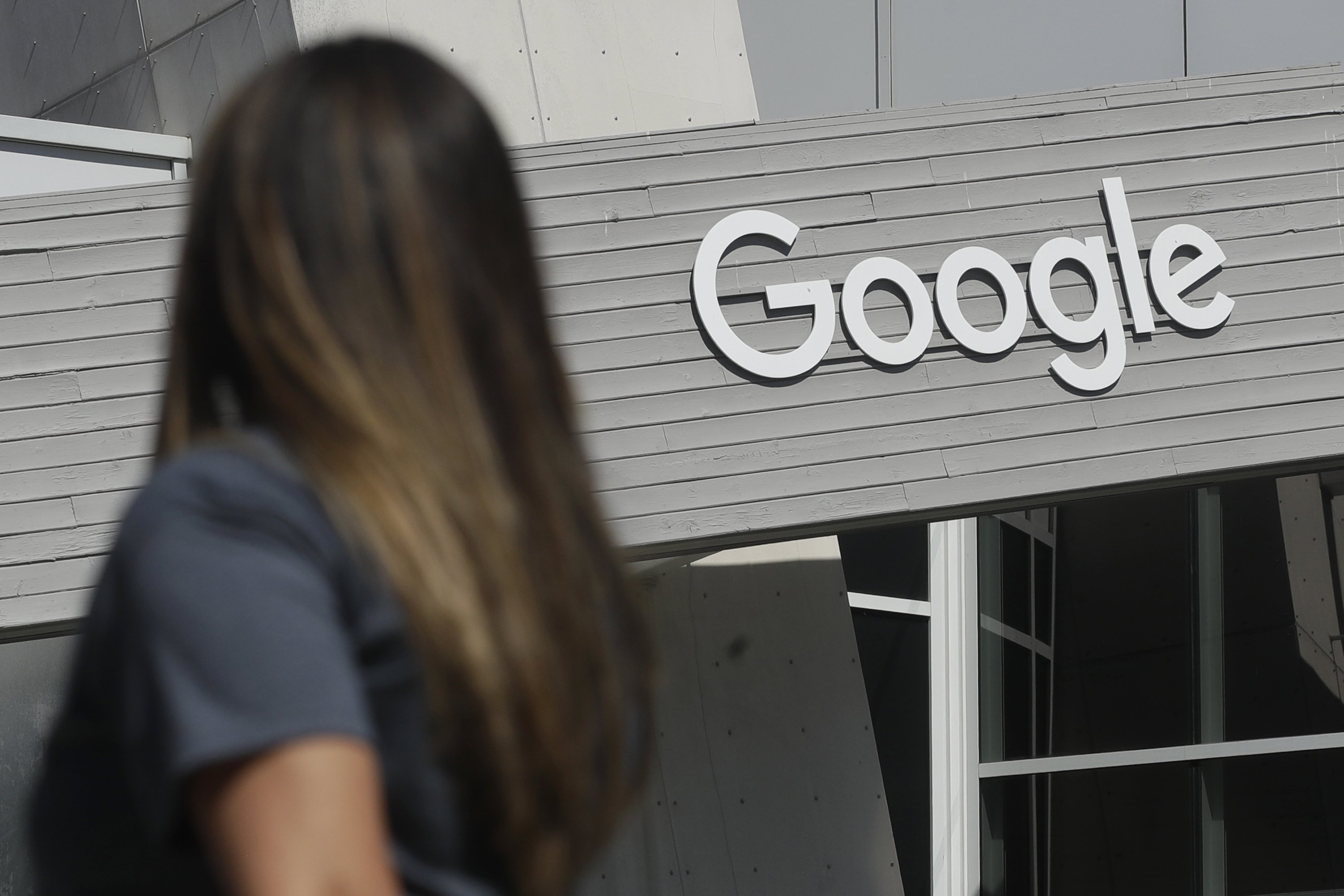 Google workers form a new union, a rare technology industry