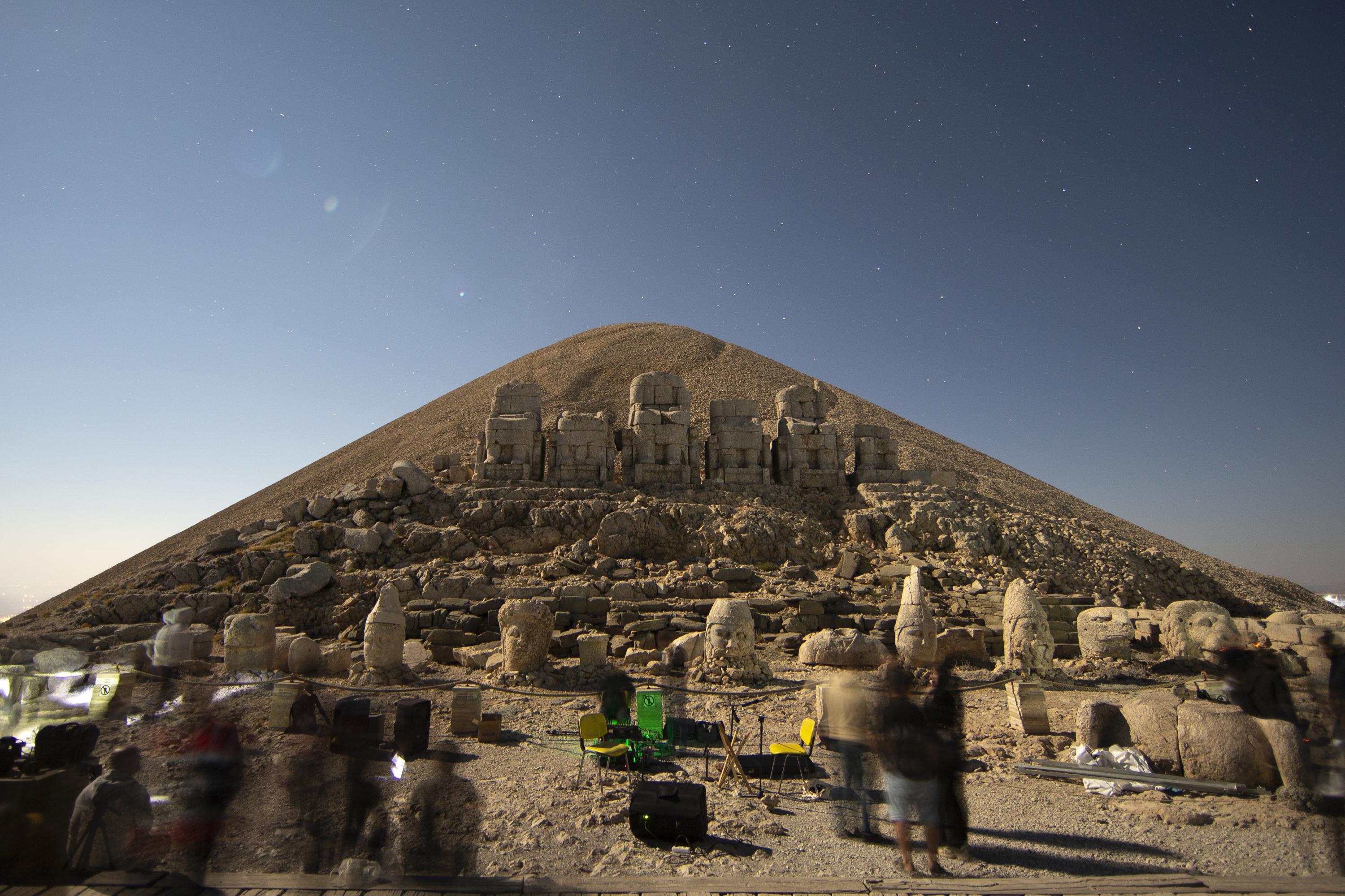 AP PHOTOS: Stargazers watch meteors at ancient Turkish site