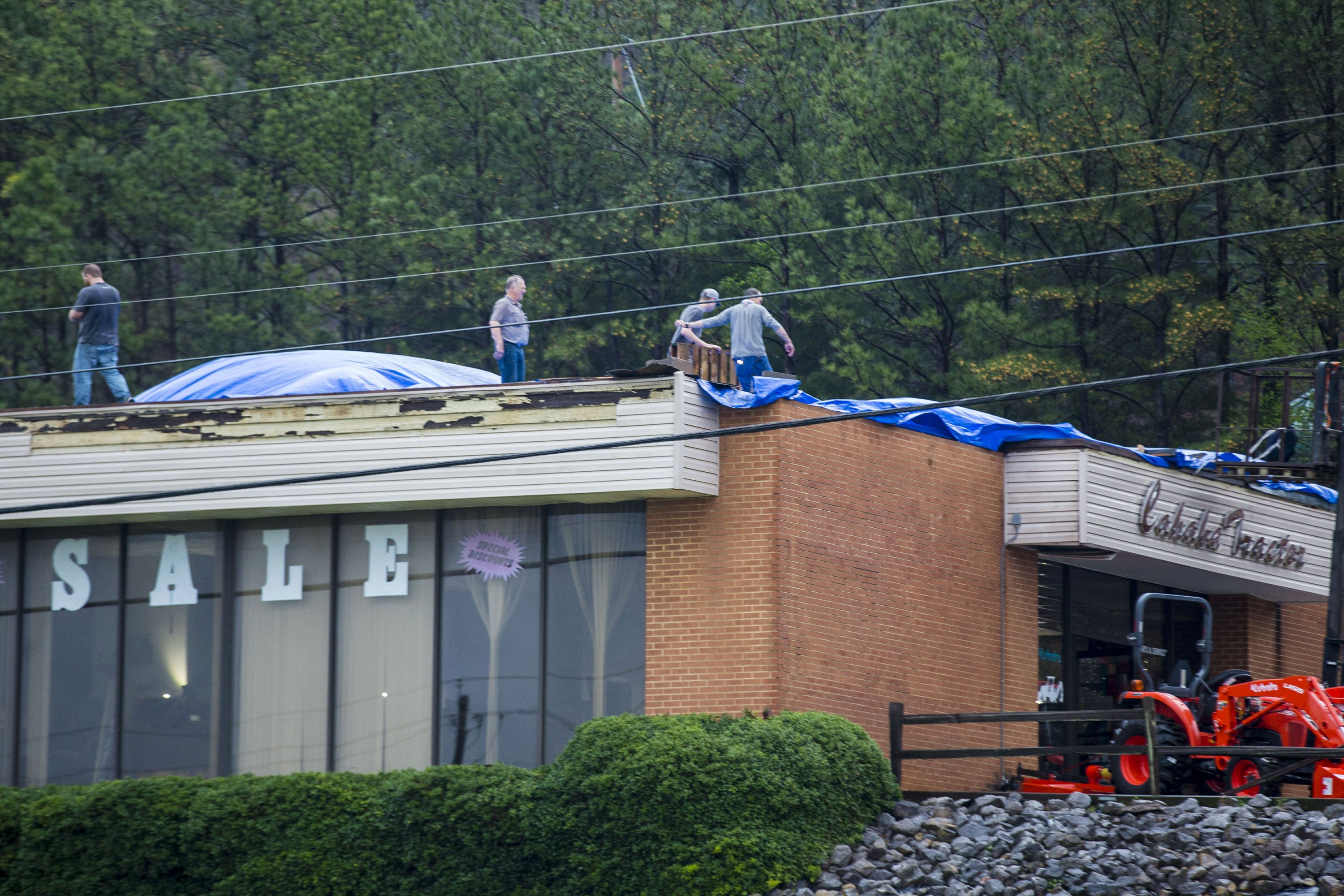 Weather service 8 tornadoes hit Alabama, killing at least 5 AP News