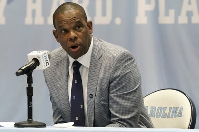 UNC's Davis sticks with ex-Tar Heels for coaching staff | AP News