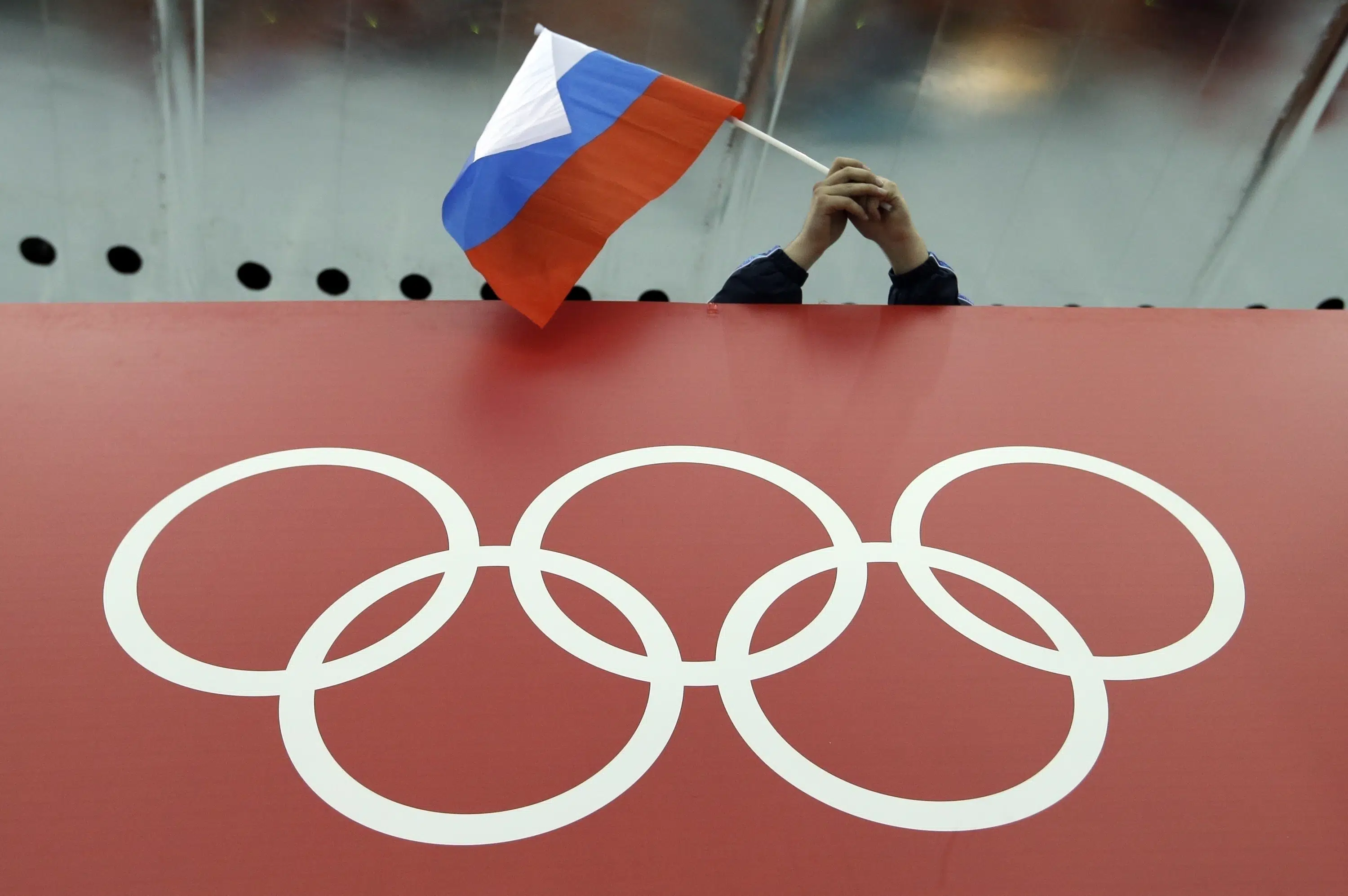 PARIS (AP) — Paris Mayor Anne Hidalgo says there should be no Russian delegation allowed at the Paris Olympics next year if Moscow continues its war