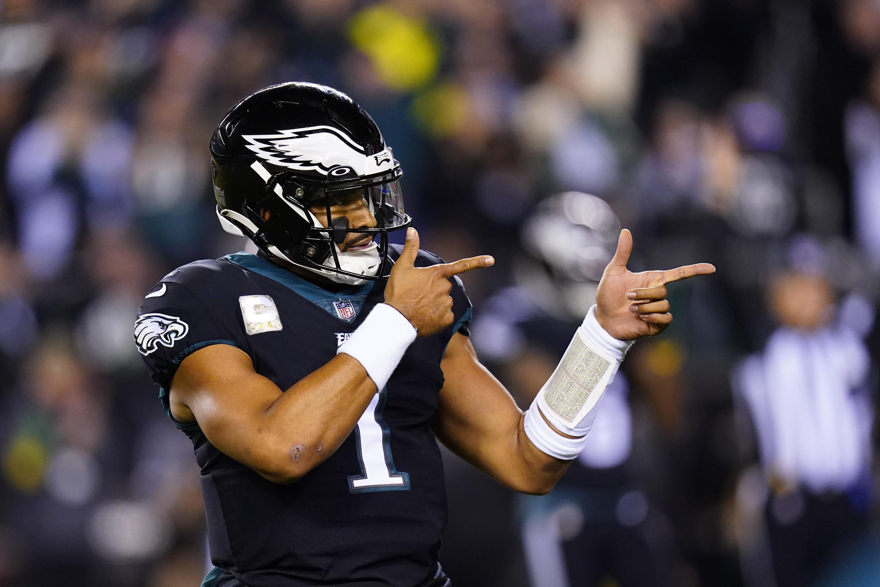 Hurts has 3 TD passes plus TD run, Eagles beat Titans 35-10 - WHYY