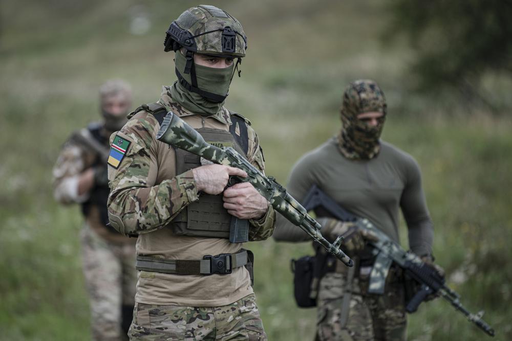 مقاتلون شيشان في أوكرانيا