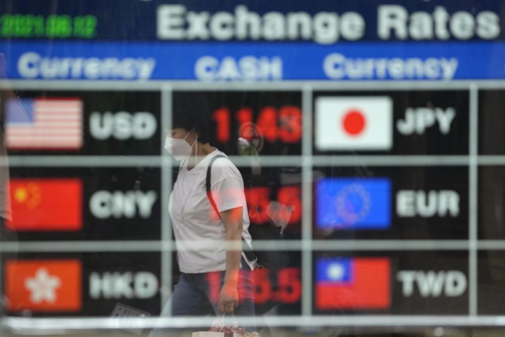 Global shares mixed as caution sets in on coronavirus worry